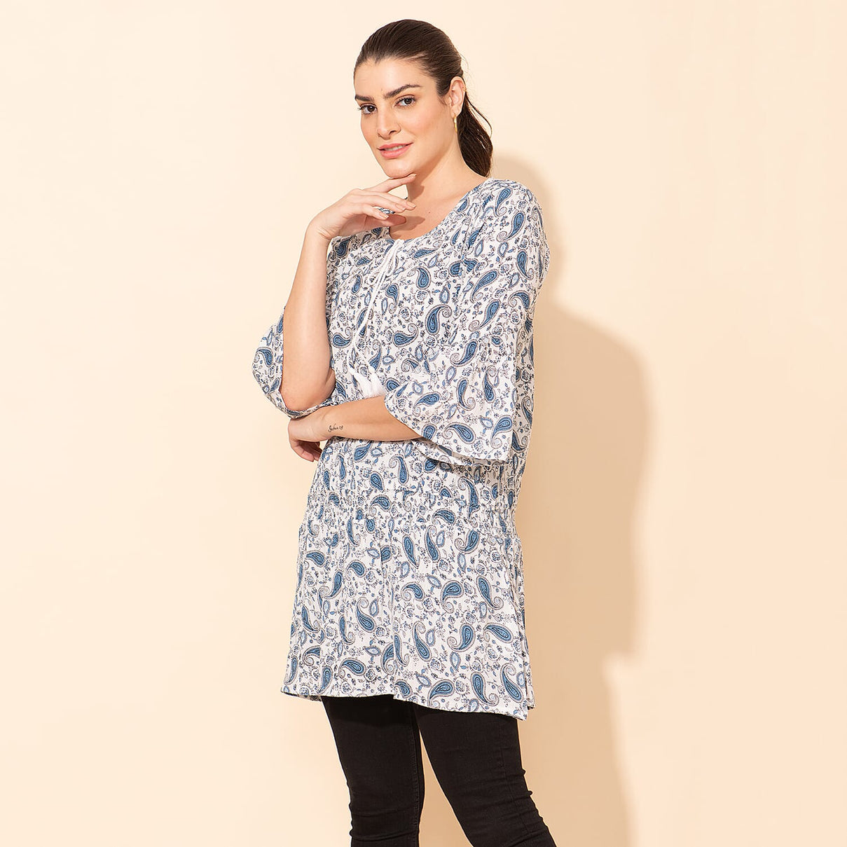 TAMSY Floral Printed Round Neckline Women's Top 6344414 4