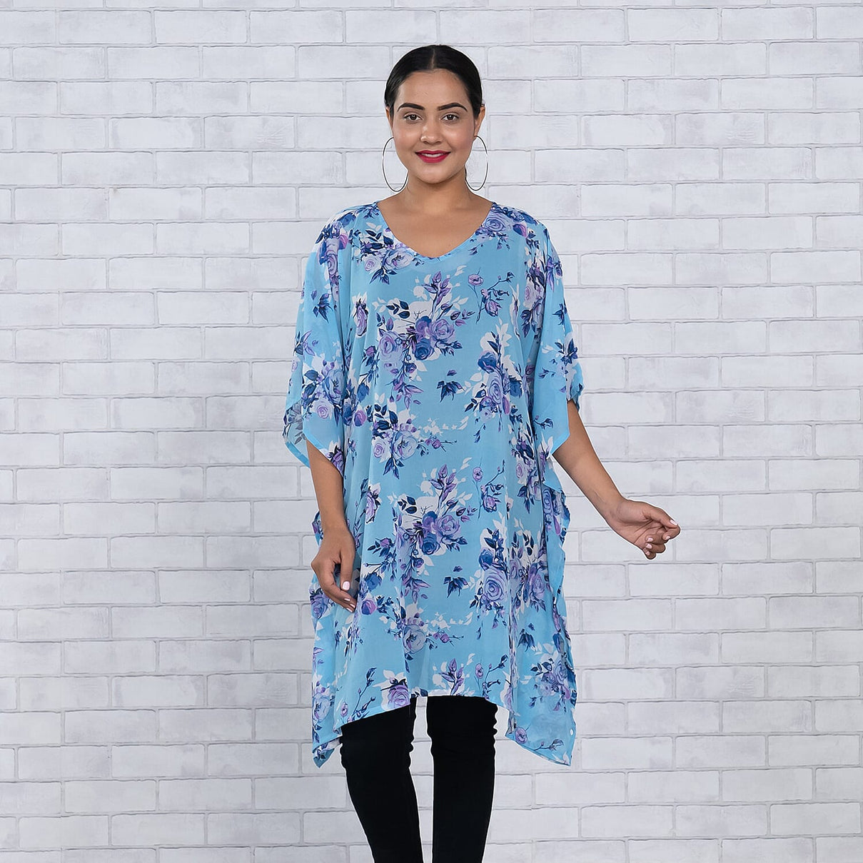 TAMSY Floral Printed V-Neck Women's Top - Blue 7317316 0