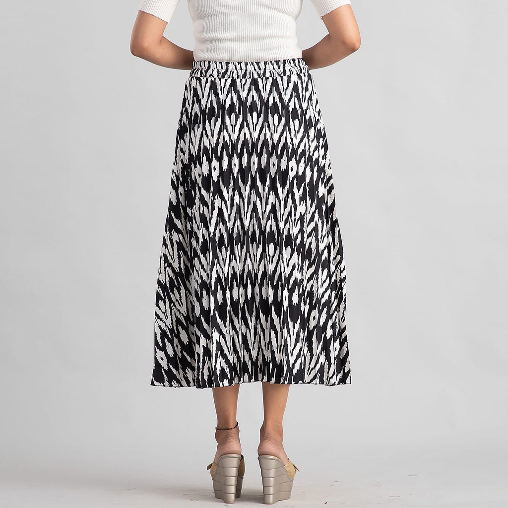 Women Umbrella Flare Pleated Elasticated Skirt (Size-L, 16-18) - Off White