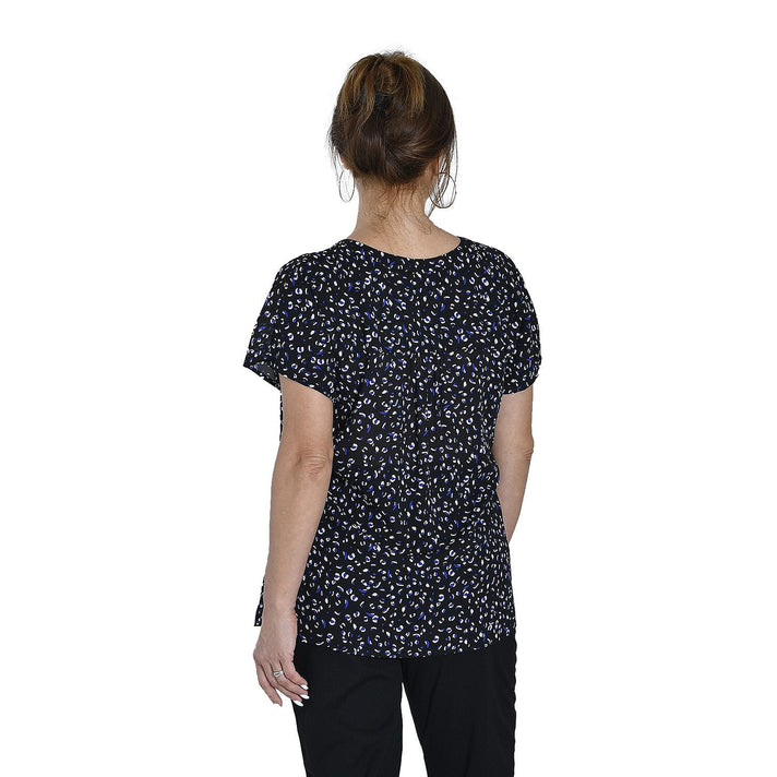 TAMSY Printed V-Neck Short Sleeves Blouse  - Black 3890425 2