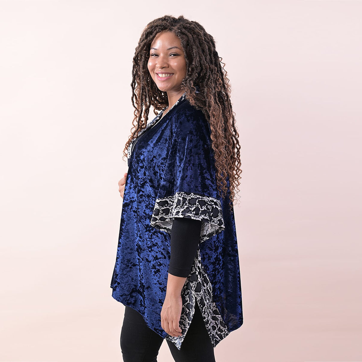 TAMSY Velvet Women's Kimono with Leopard Print Border - Navy 6708432 2