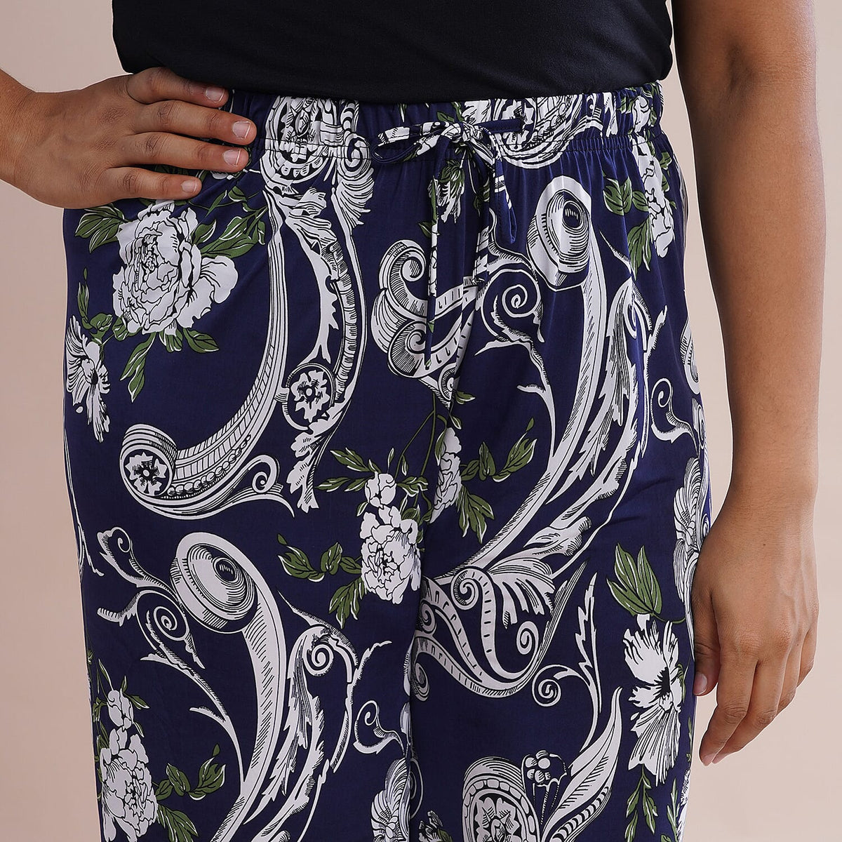 TAMSY Wide Leg Floral Printed Trousers - Navy 6348148 3