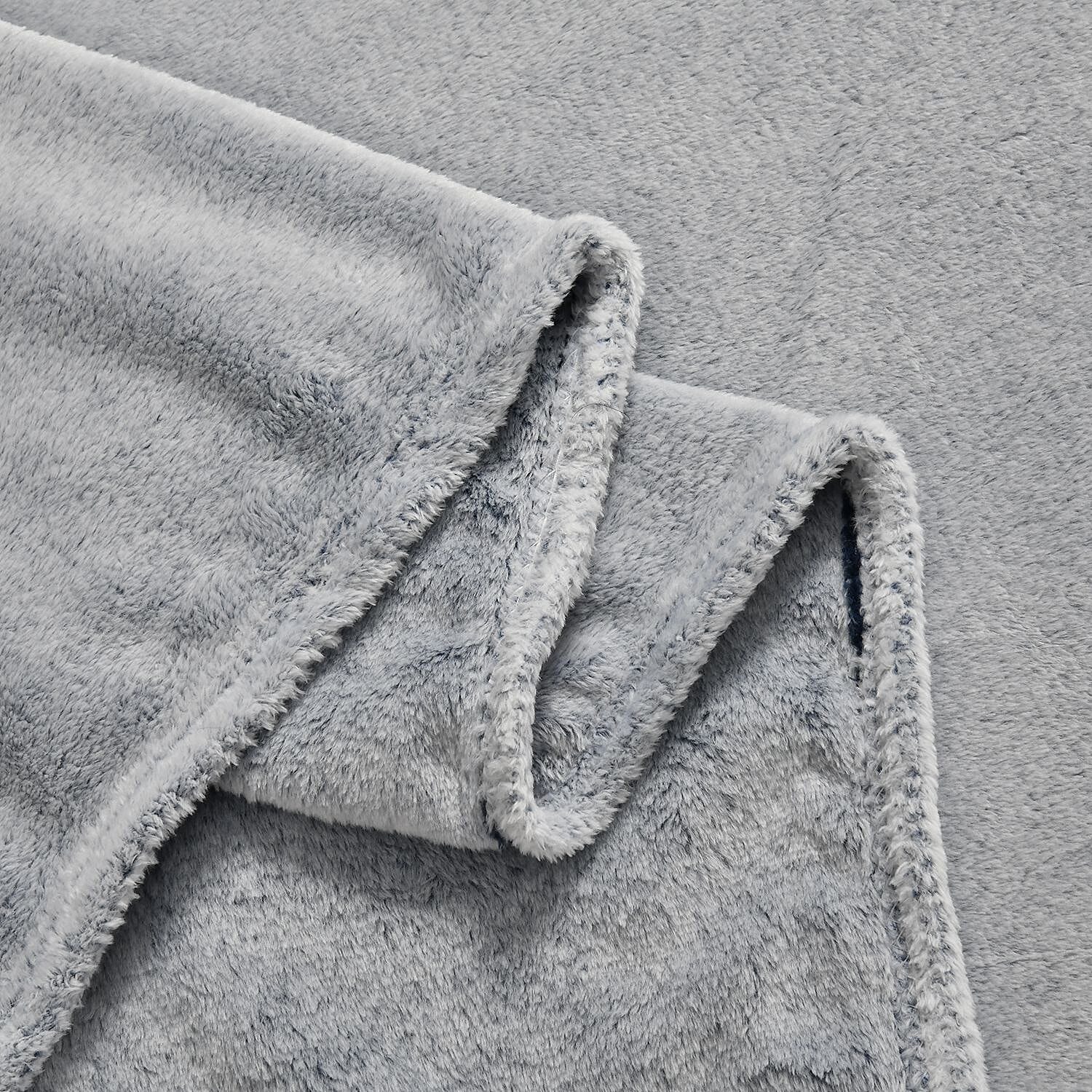 Luxury Edition - Super Soft Faux Fur Blanket 7487488 7