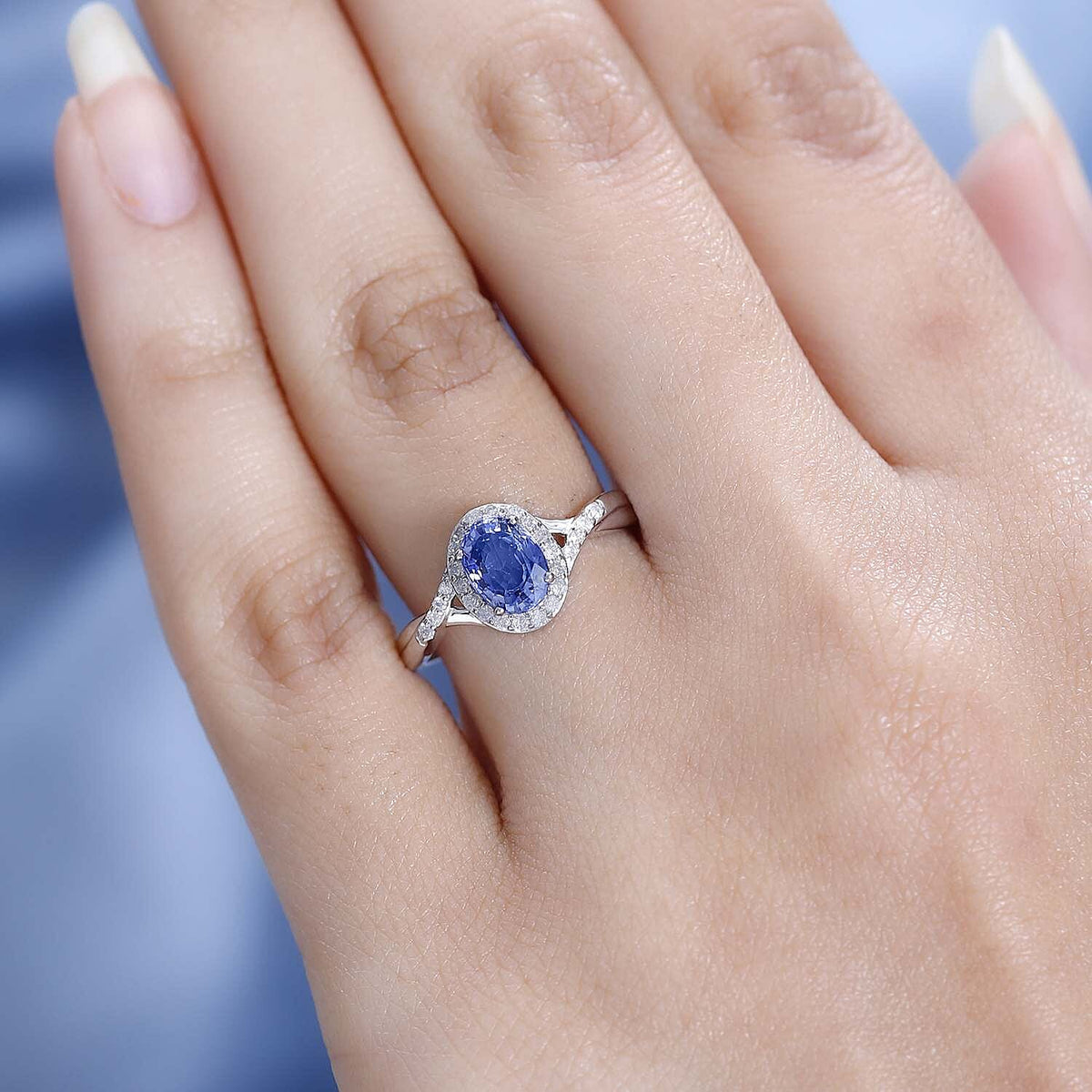 9K White Gold Blue Ceylon Sapphire and Diamond Solitaire Wedding Band Ring 1.20 Ct 7611890 2