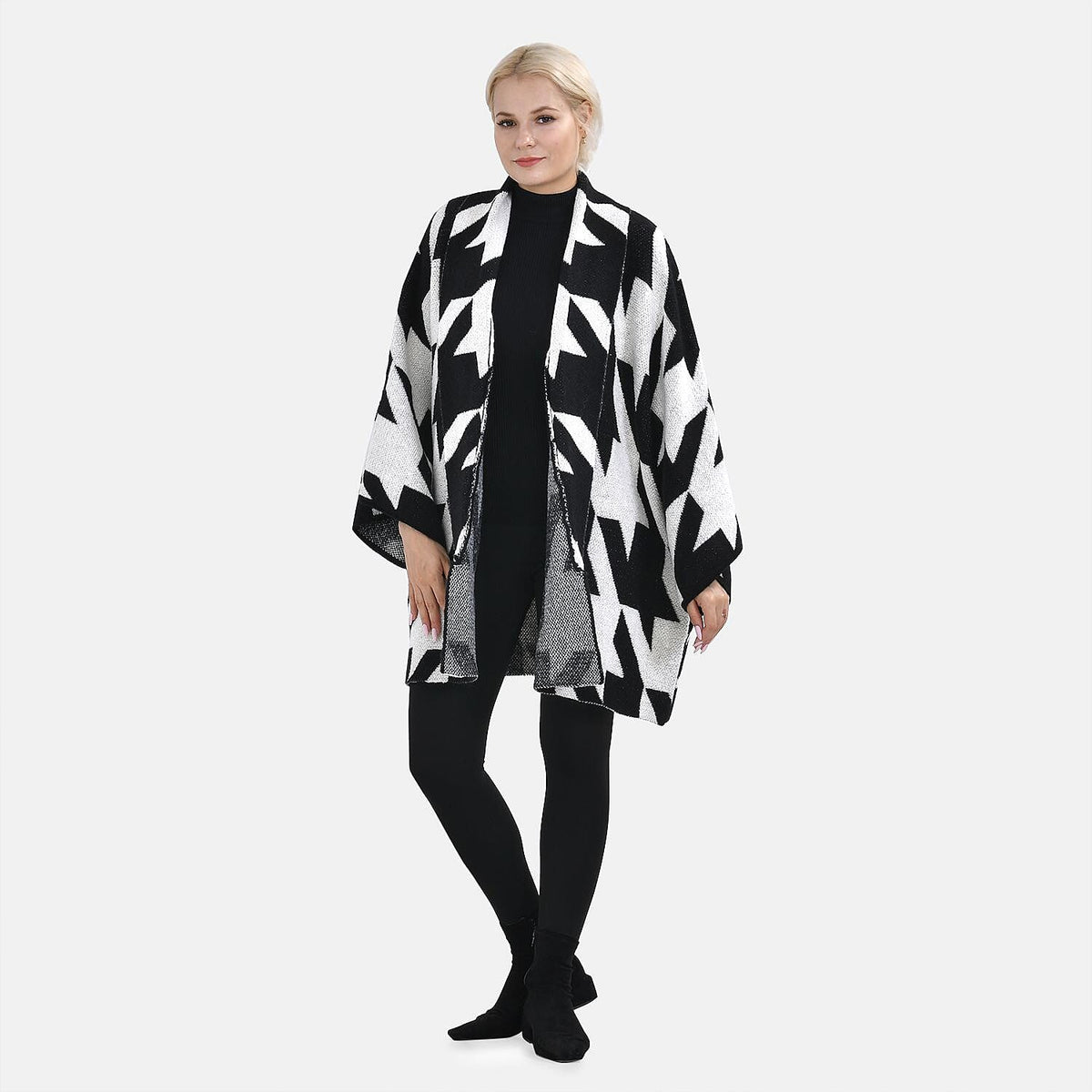 TAMSY Random Graph Grid Coatigan (One Size) - Black and White 7629604 0