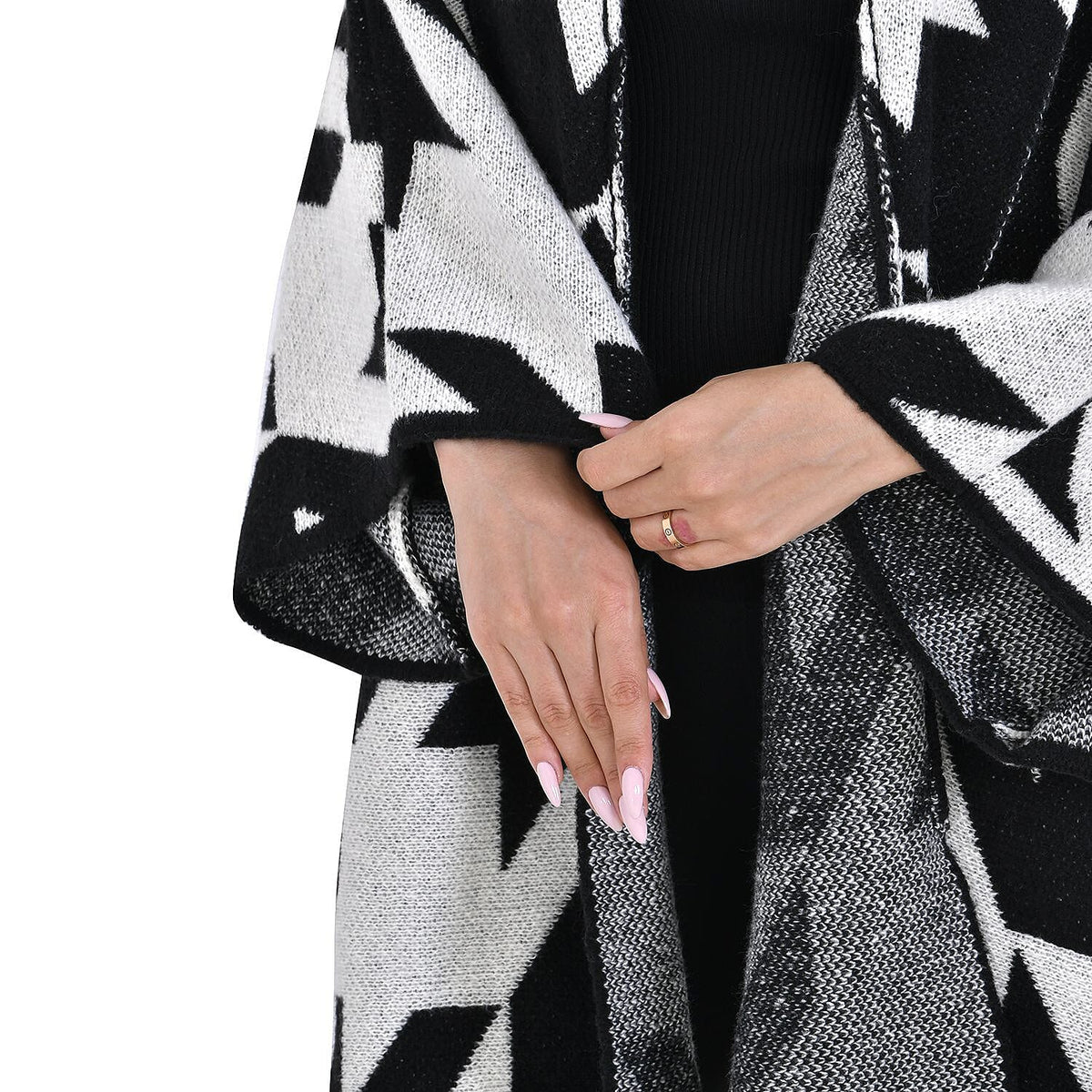 TAMSY Random Graph Grid Coatigan (One Size) - Black and White 7629604 7