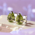 9K White Gold Hebei Peridot Stud Earrings 1.48 Ct