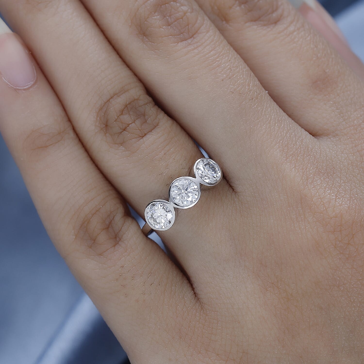 9K White Gold Moissanite Trilogy Ring 1.28 Ct. V32531339 3