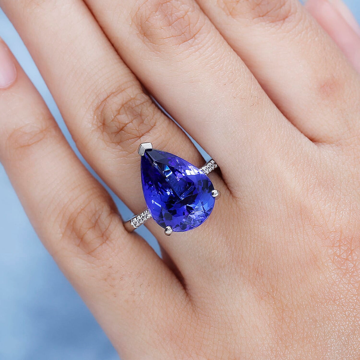 Limited Edition - Biggest Tanzanite &amp; Diamond Solitaire Ring 9.24 Ct. in 950 Platinum 7647117 3