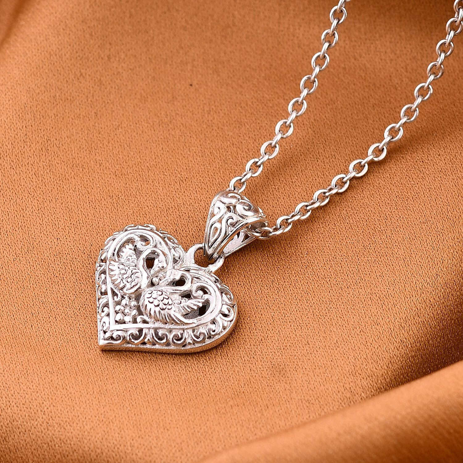 Royal Bali Collection - Sterling Silver Swan Heart Pendant 7654053 2