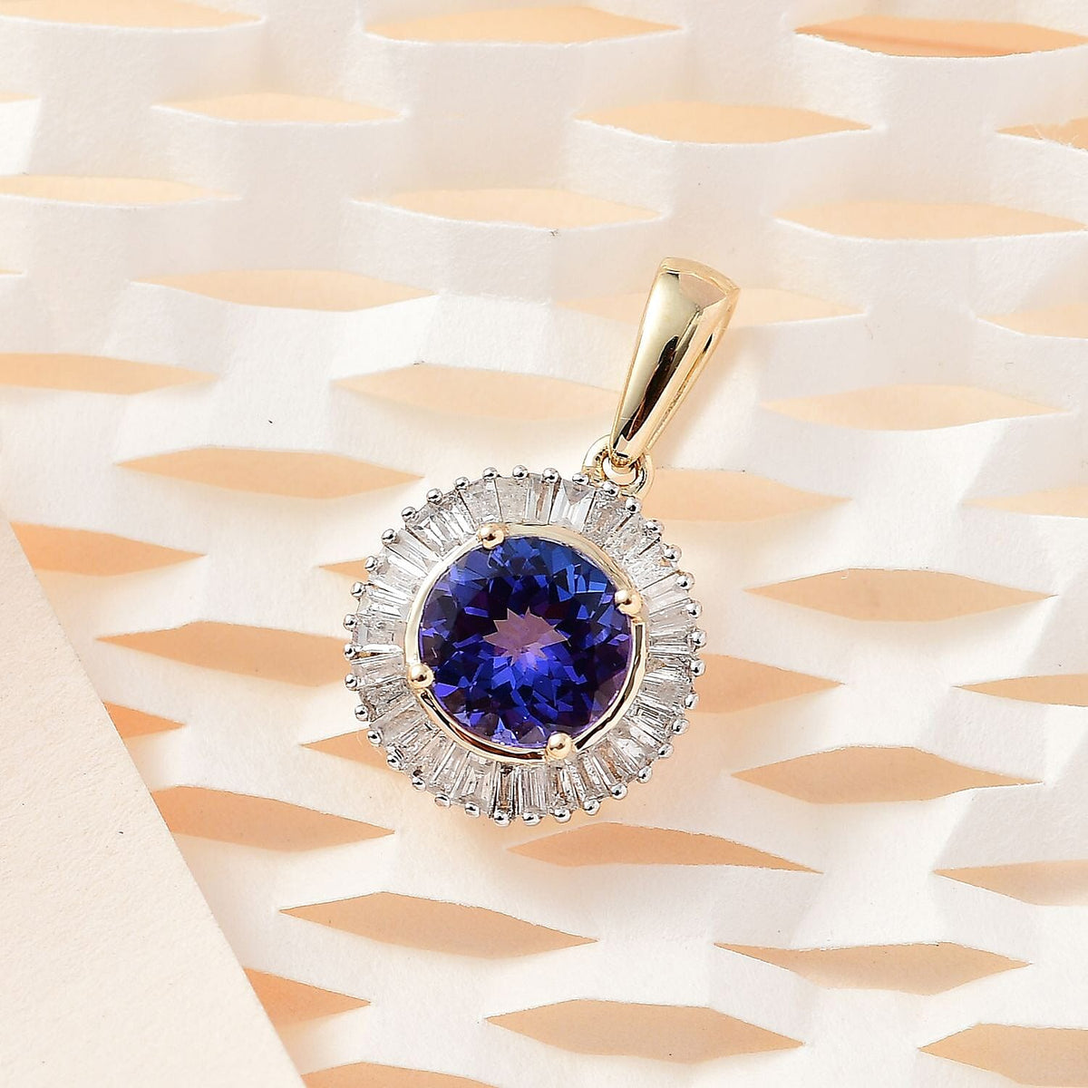 14K Yellow Gold AAA Tanzanite &amp; Diamond Circle Halo Pendant 2.42 Ct 7660804 2