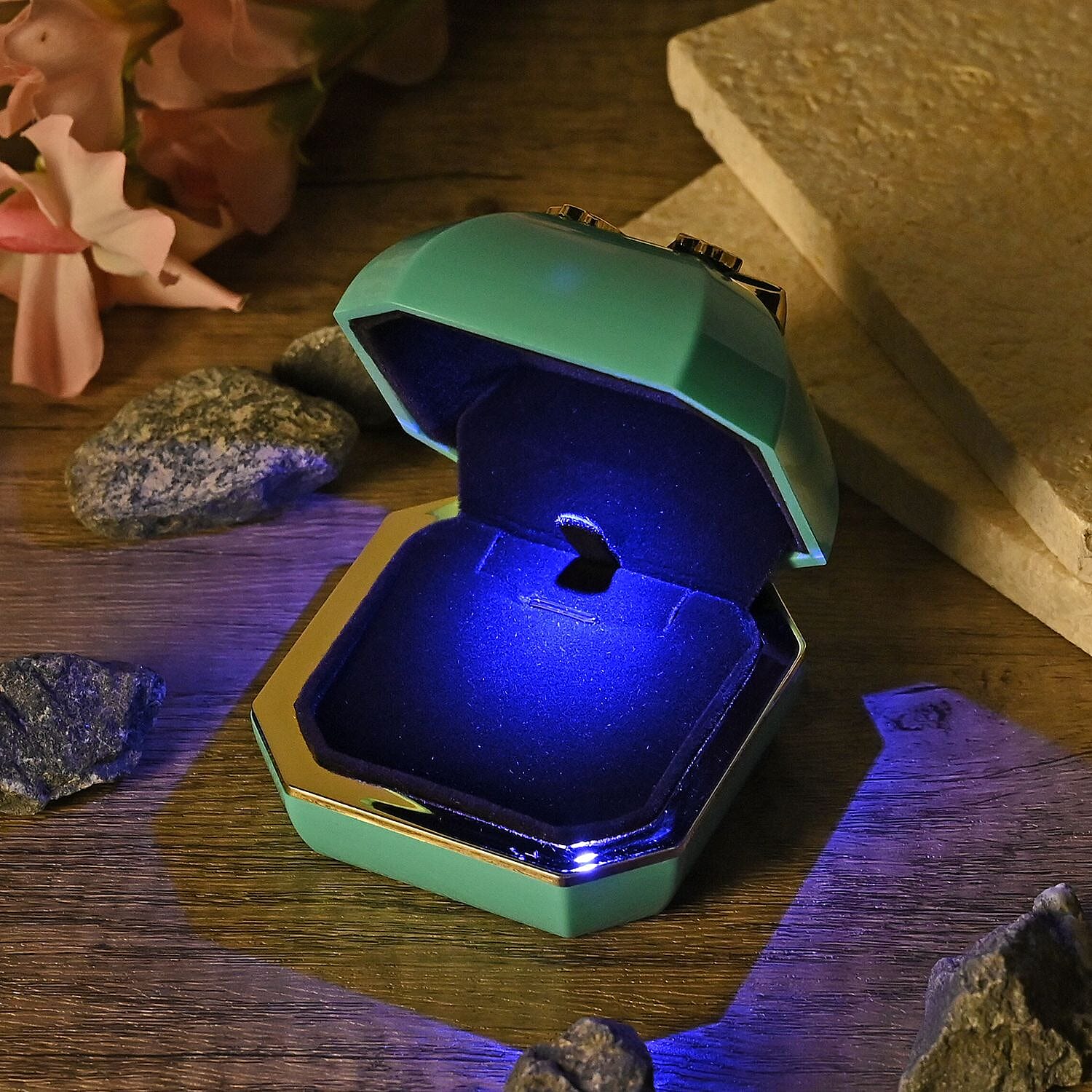 Solid Luxurious Polished Necklace and Pendant Jewellery Box With LED Light &amp; Anti-Tarnish Protection (Size - 7x7x6 cm) - Blue 7674884 2