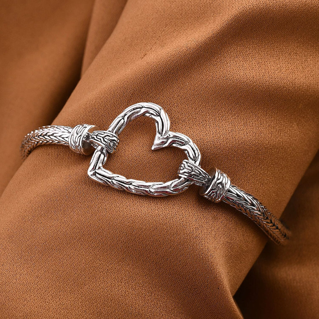 Royal Bali Collection- Sterling Silver Heart Bracelet (Size - 8)