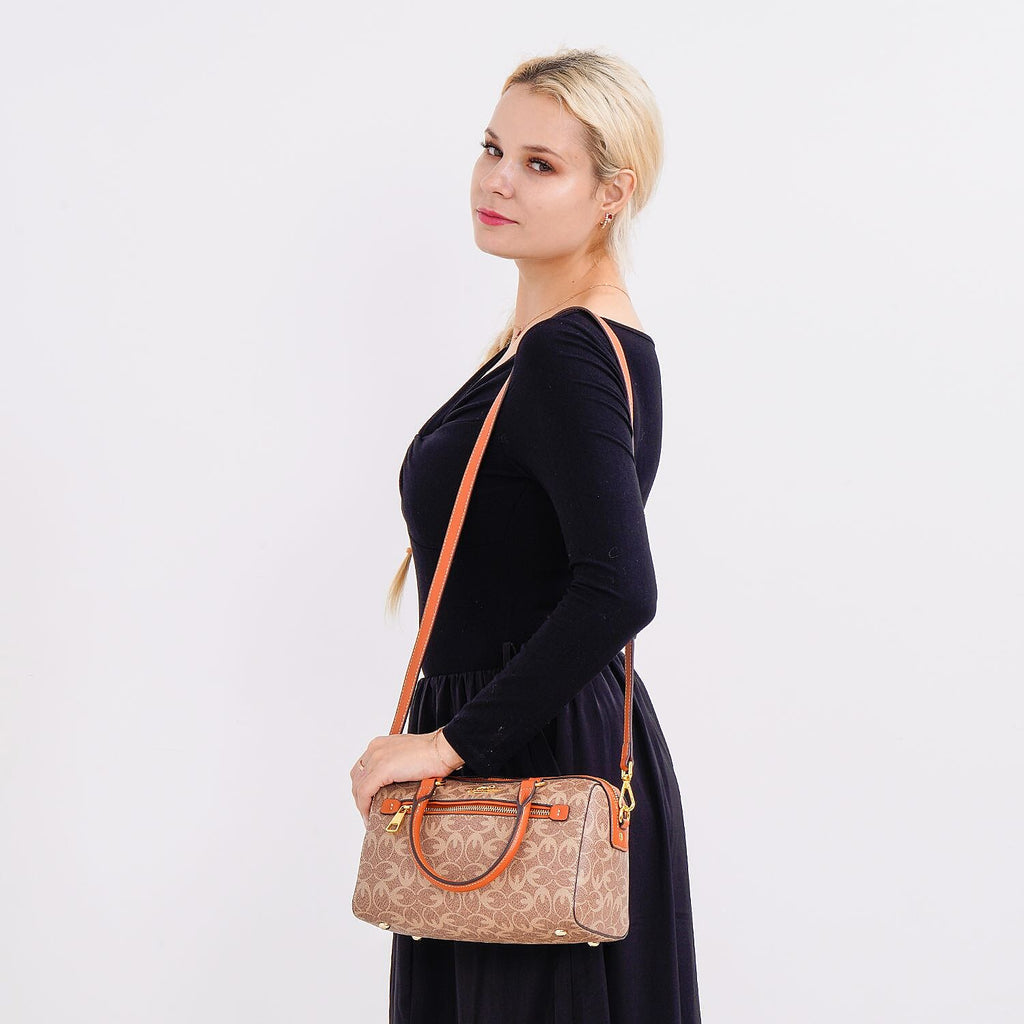 GUANCHI Crossbody Bag with Shoulder Strap - Brown