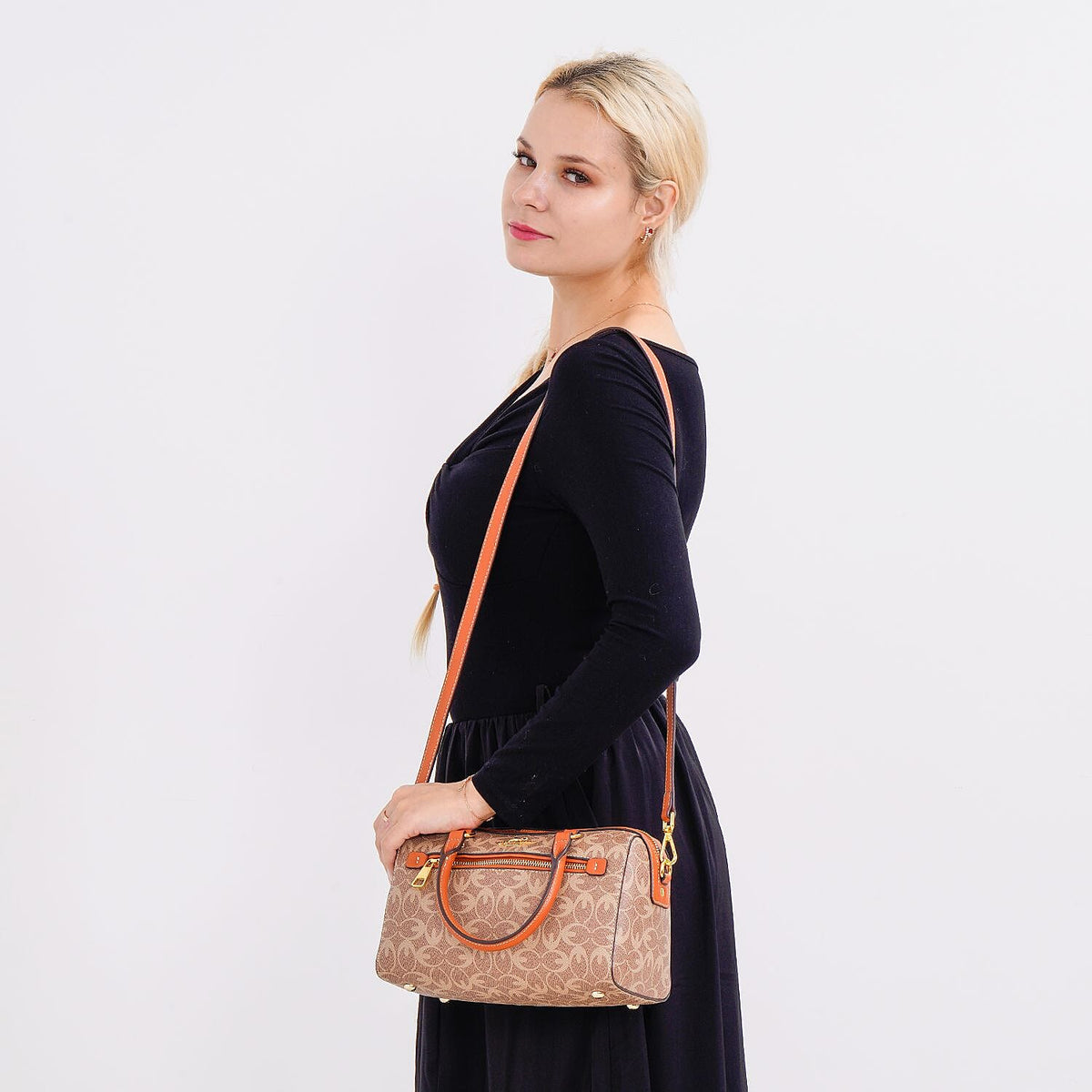 GUANCHI Crossbody Bag with Shoulder Strap - Brown 7693134 2