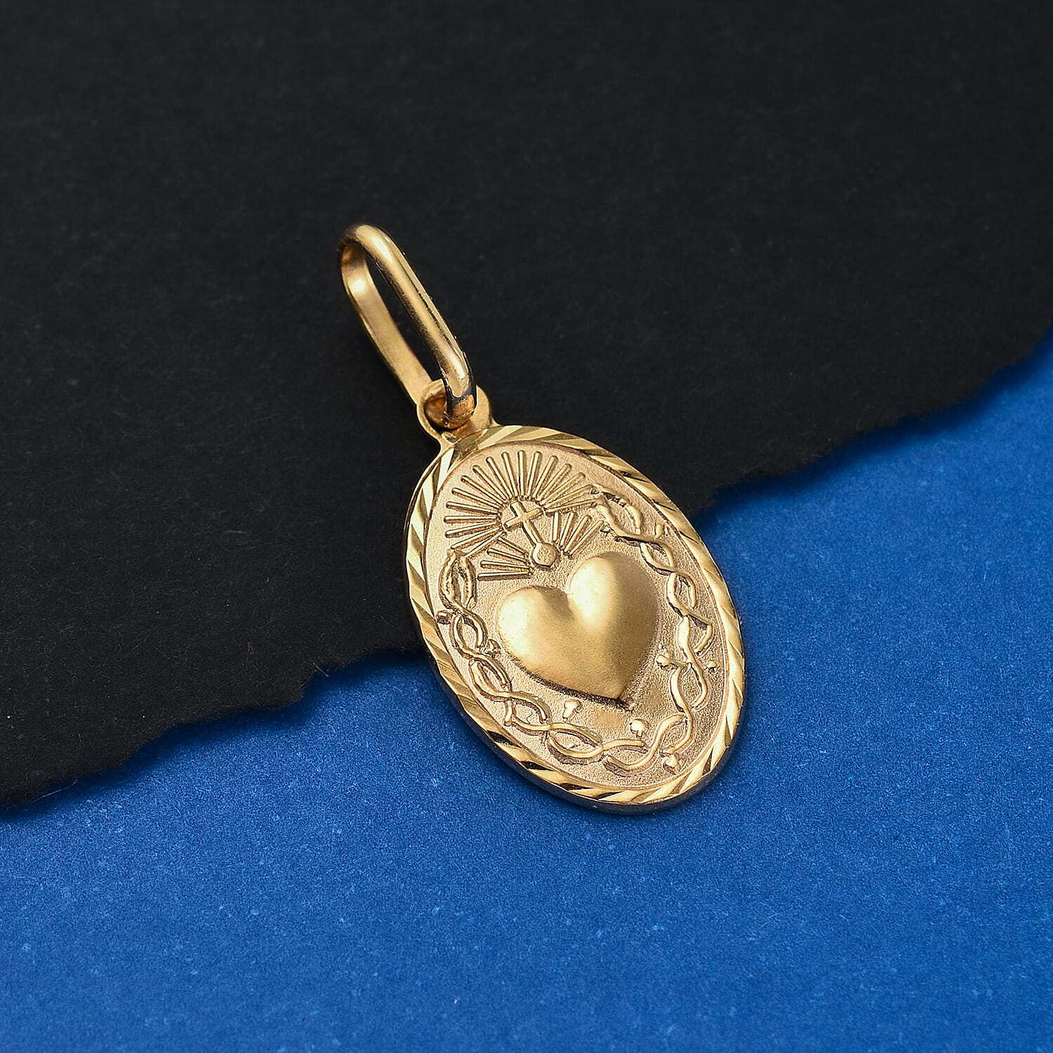Vicenza Closeout - 9K Yellow Gold Heart Pendant 7711235 1