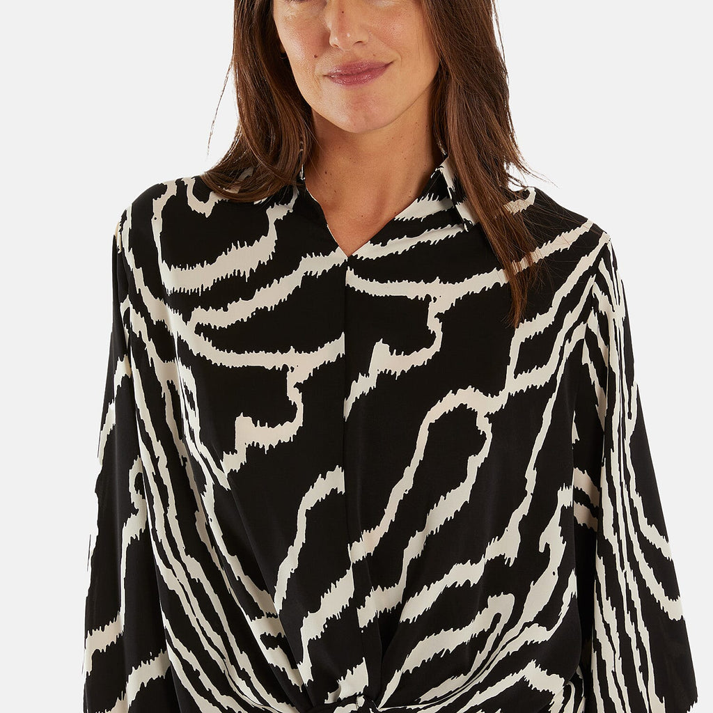 Nova of London Abstract Line Grandad Collar Tie Shirt (Size SM) - Zebra