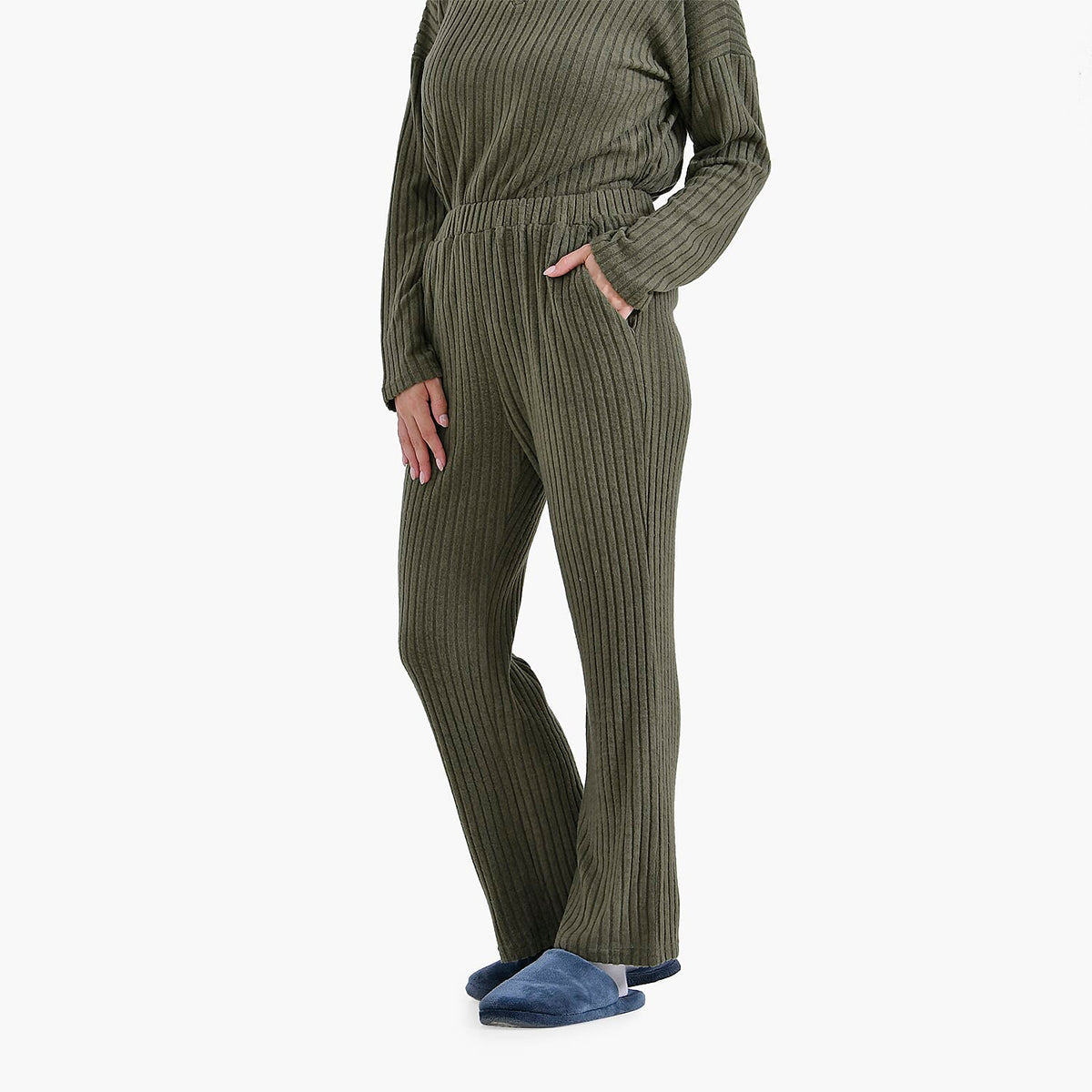 La Marey Two-Piece Knitted Loungewear Set 7860827 12
