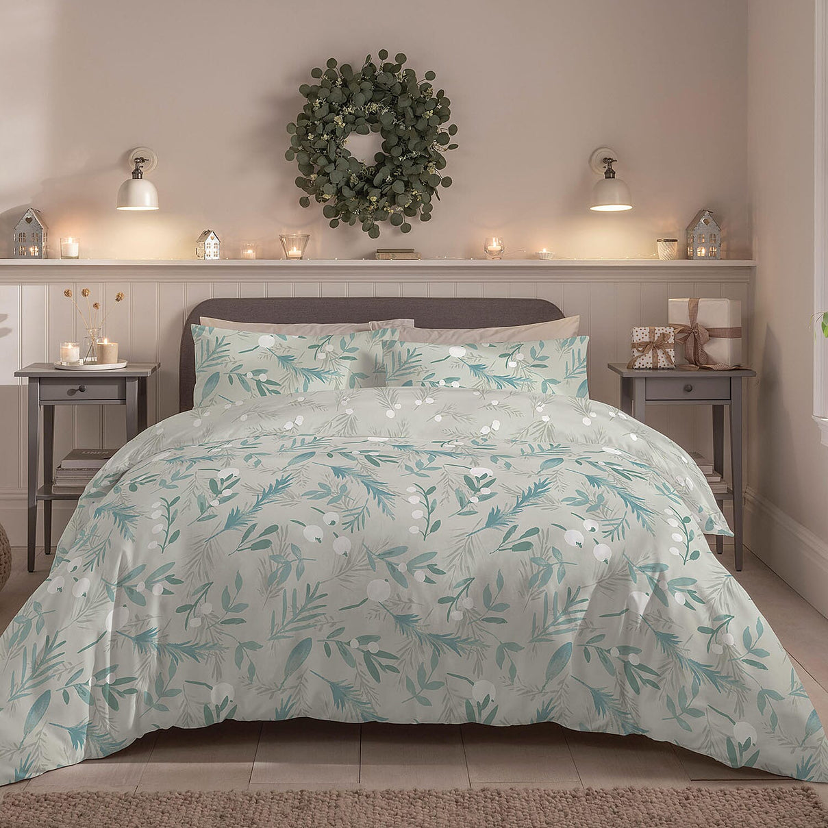 Copenhagen Home Mistletoe Duvet Cover and Pillowcase Set - Double 7976498 0