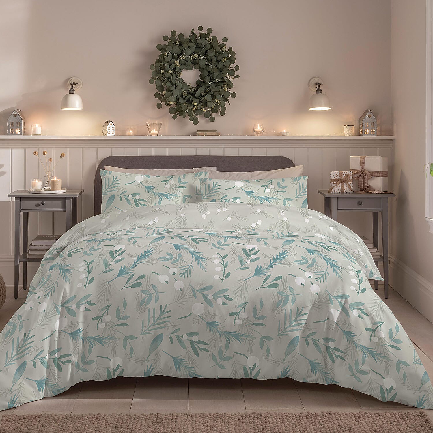 Copenhagen Home Mistletoe Duvet Cover and Pillowcase Set - Double 7976498 0