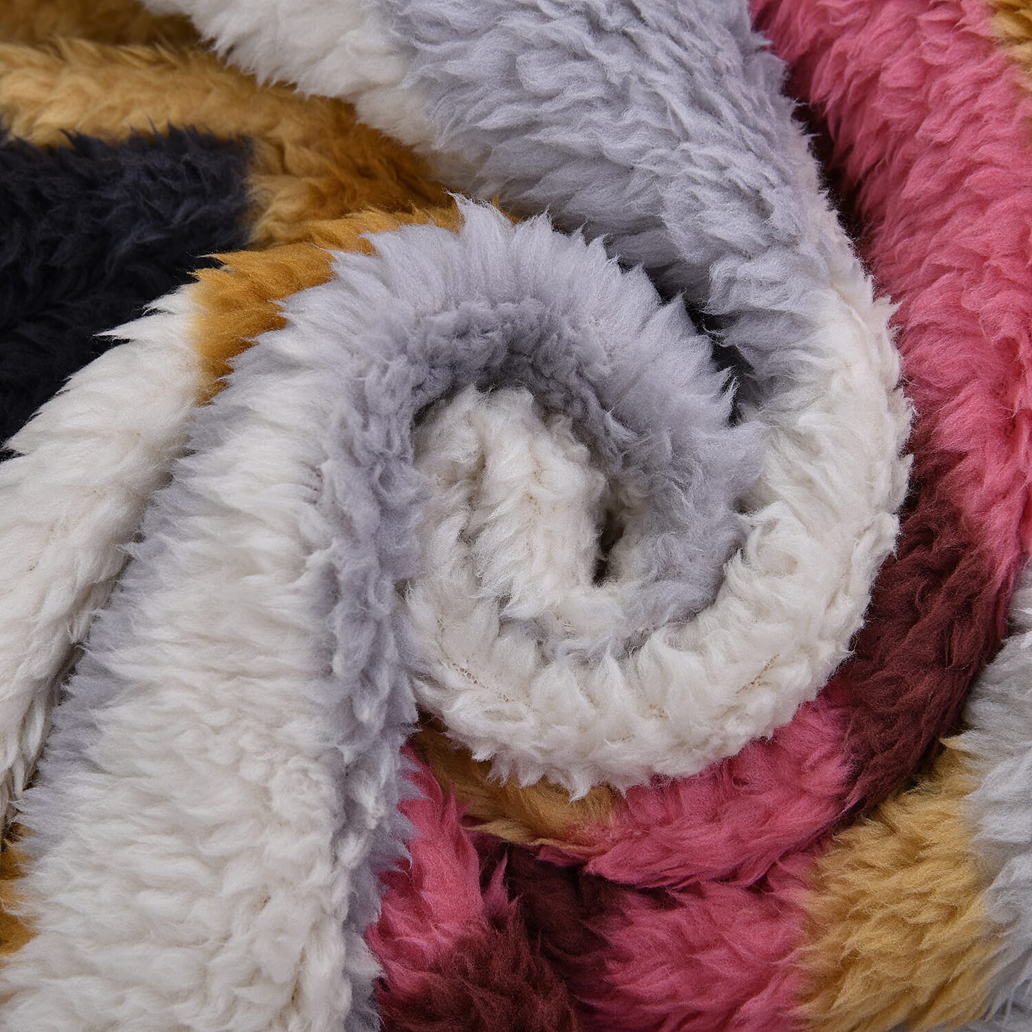 TJC Soft Single Layer Sherpa Blanket - White and Multi 3879210 2