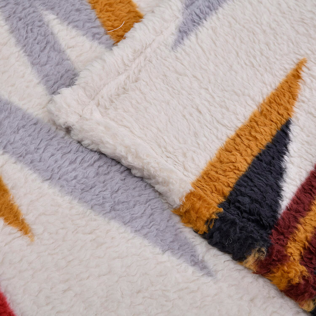 TJC Soft Single Layer Sherpa Blanket - White and Multi 3879210 5