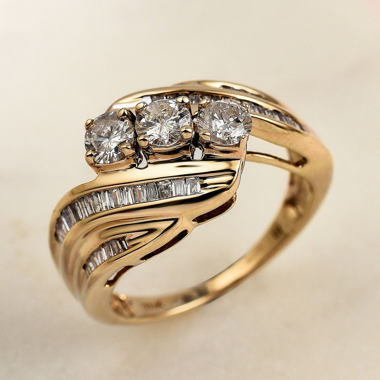 NY CloseOut - 10K Yellow Gold (I1-G-H) Diamond Ring 1.01 Ct. 7511932 1
