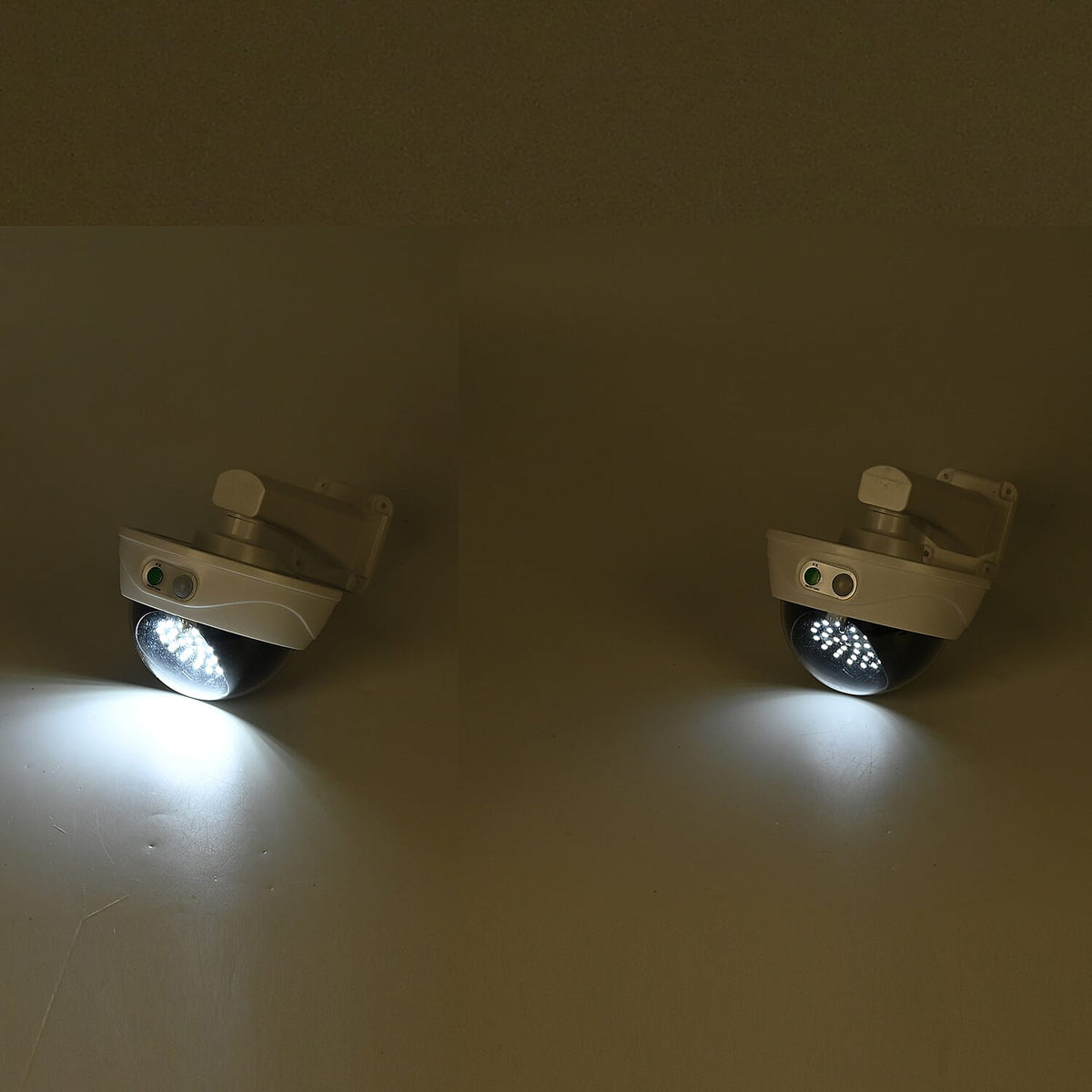 Camera Shape Sensor Solar Light with Remote Control 7724767 1