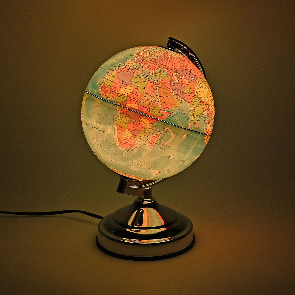 Illuminated Globe with Metal Stand with 3 Brightness Mode Function - (Size 32x22x20cm) 7572701 1