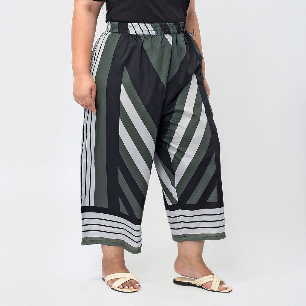 Printed Cropped Palazzo (Size L, Inside Leg Lenth 53 cm) - Chevron