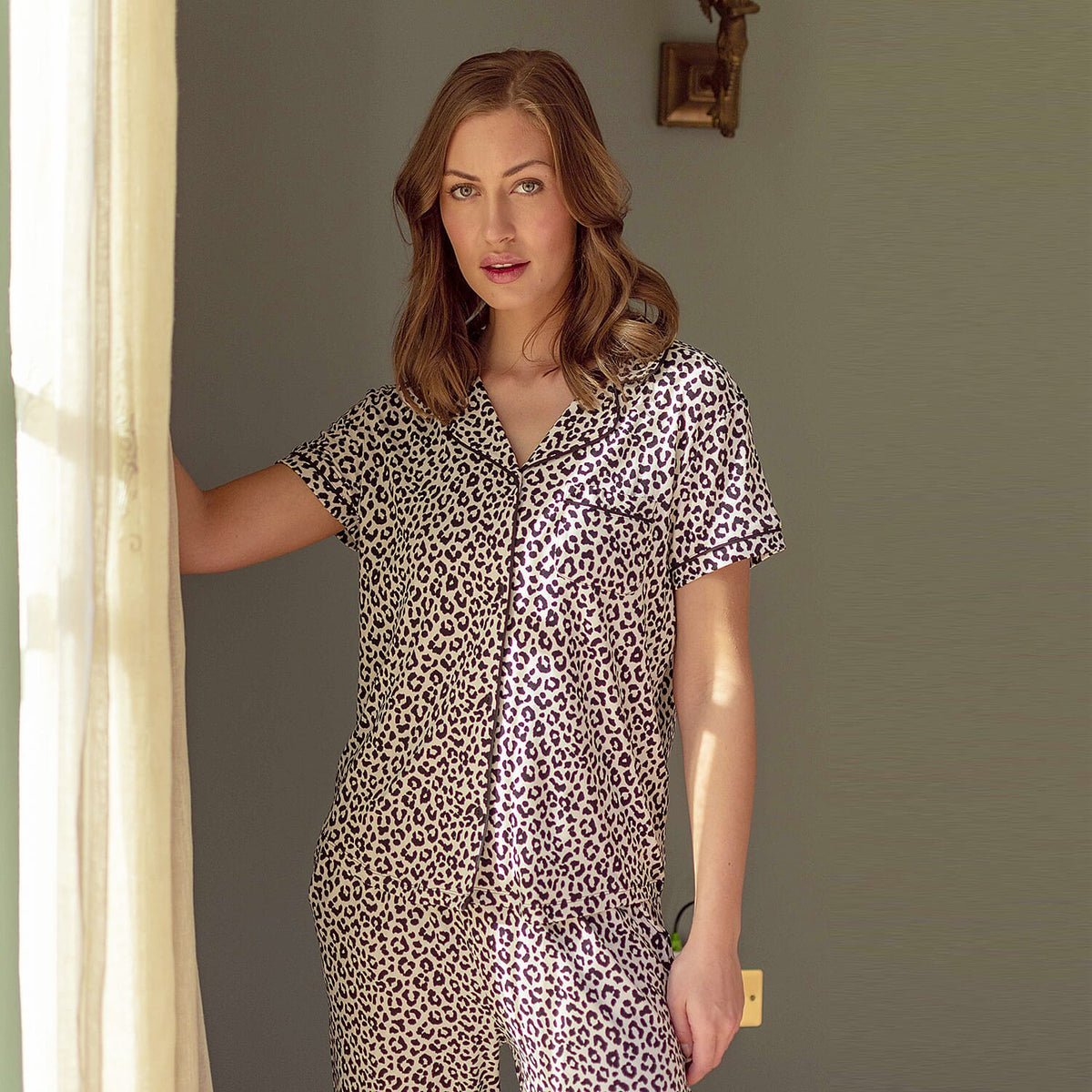 TAMSY Jersey Button Through Rever Collar Pyjama Set  - Black and White 7345485 4