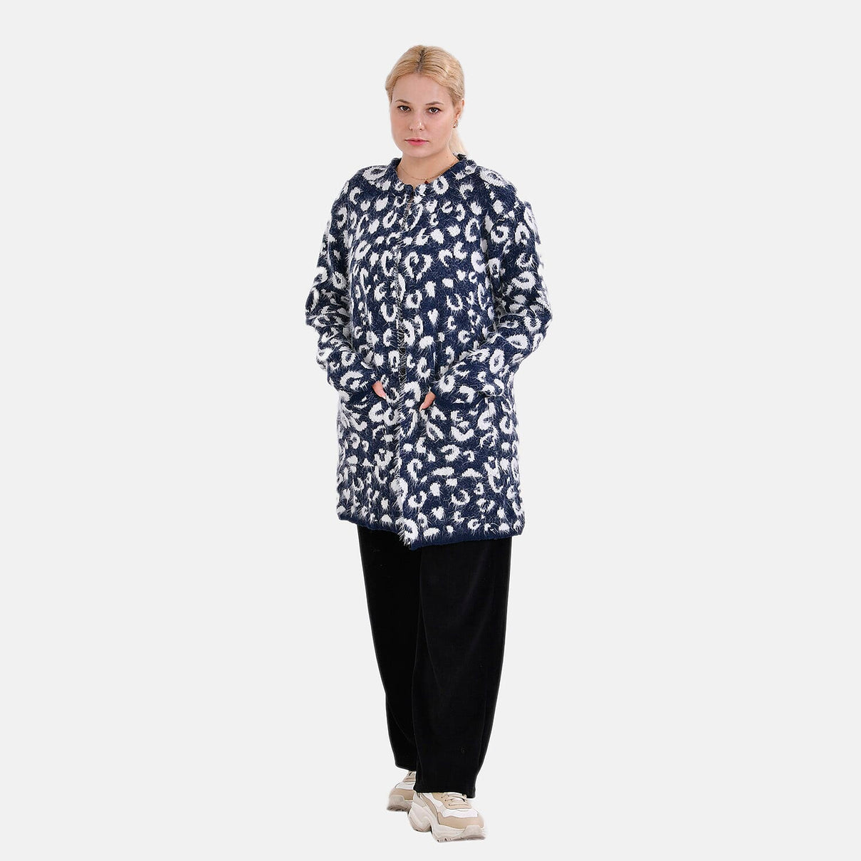 Tamsy Patterned Cardigan and Sweater-Jumper - White &amp; Navy 7808642 0