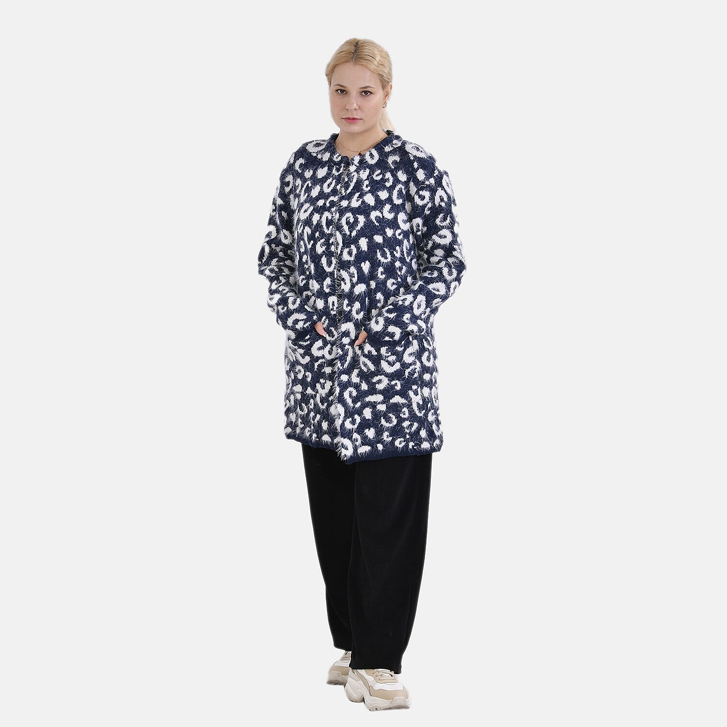 Tamsy Patterned Cardigan and Sweater-Jumper - White &amp; Navy 7808642 0
