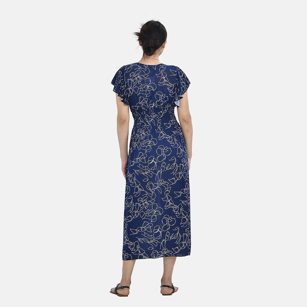 TAMSY Floral Pattern Flutter Sleeves Smocked Midi Dress  - Navy and White 7283585 1