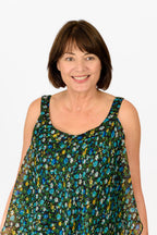Tamsy Knitted Knee Length Dress (Size L) - Green & Black