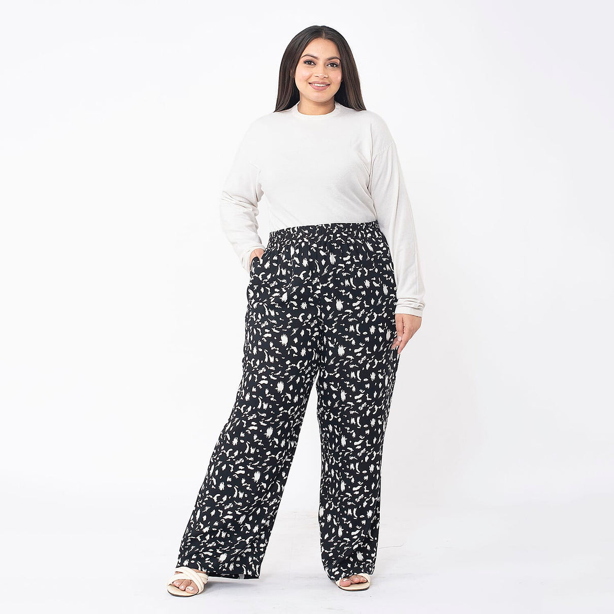 TAMSY Animal Print Trousers (Size L 16 - 18) - Grey 7645044 0