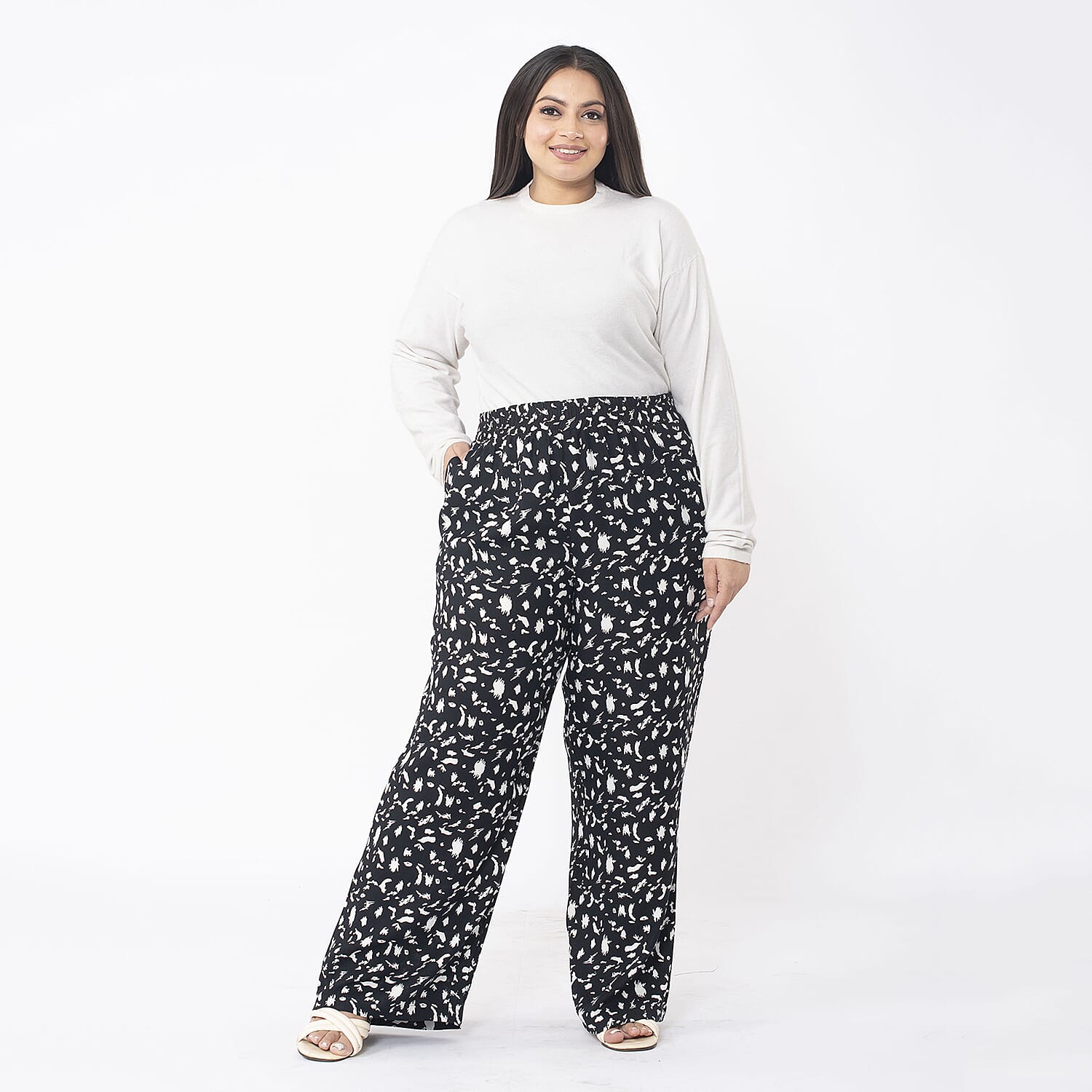 TAMSY Animal Print Trousers (Size L 16 - 18) - Grey 7645044 0