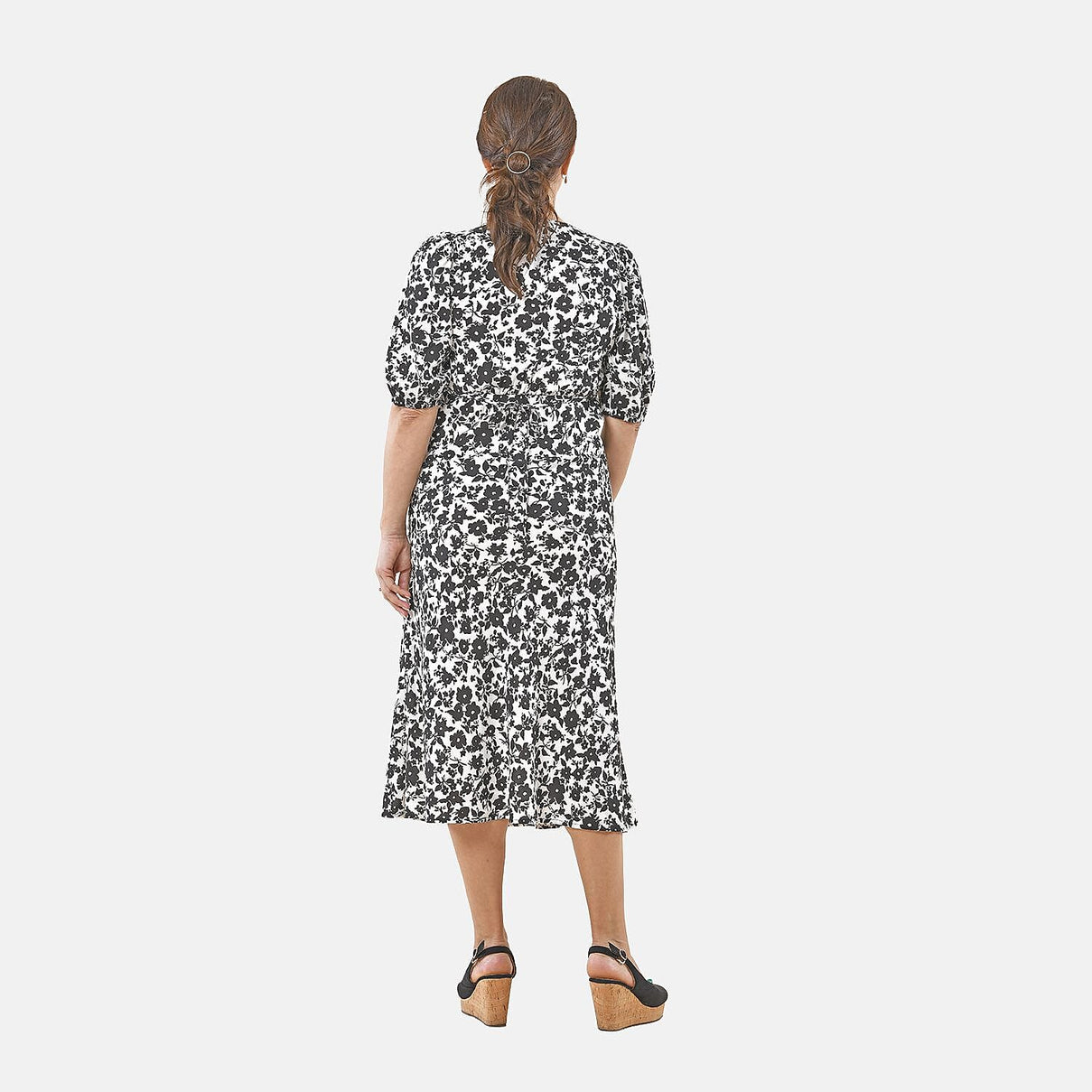 Super Find - TAMSY Floral Patttern Lace Trim Dress - Black and Multi V32516428 2