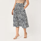 TAMSY 100% Viscose Zebra Pattern Skirt with Elastic Waist (Size XXL) - Off White - Navy