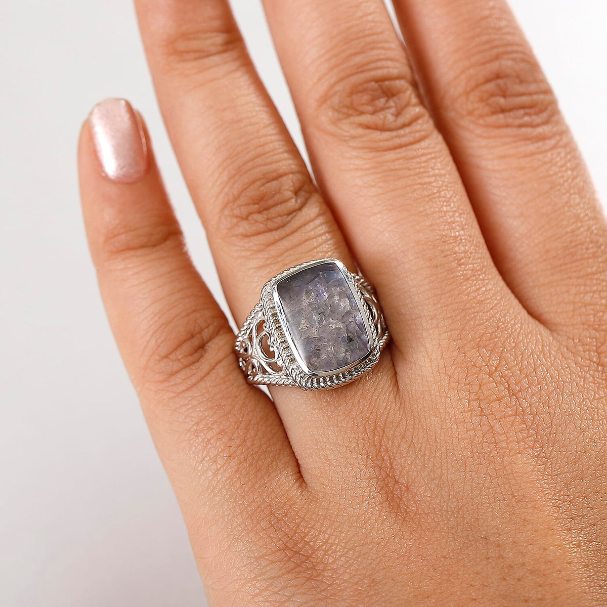 Tanzanite Matrix Solitaire Ring in White Tone 8.00 Ct. 8033052 3