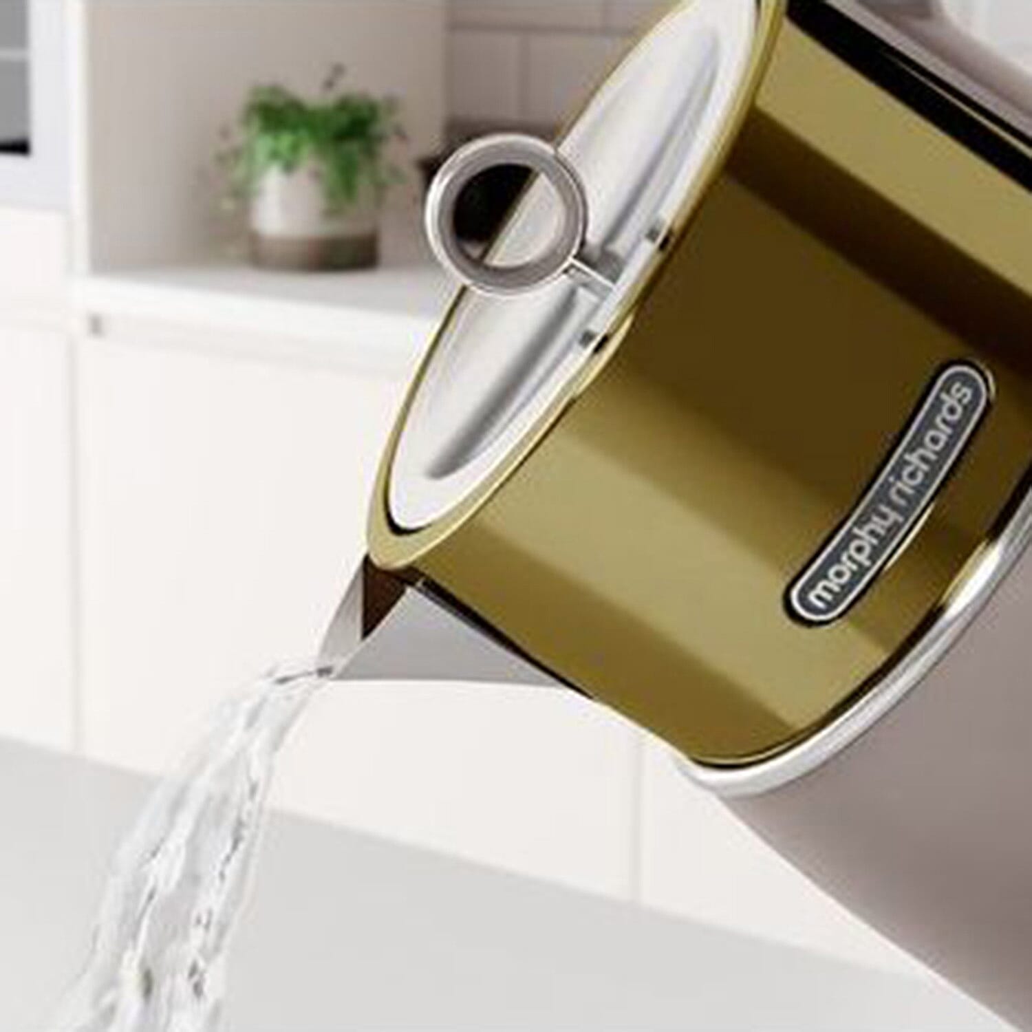 Morphy Richards: Signature 1.5L Kettle (Power 3KW) - Grey and Gold 7724365 4