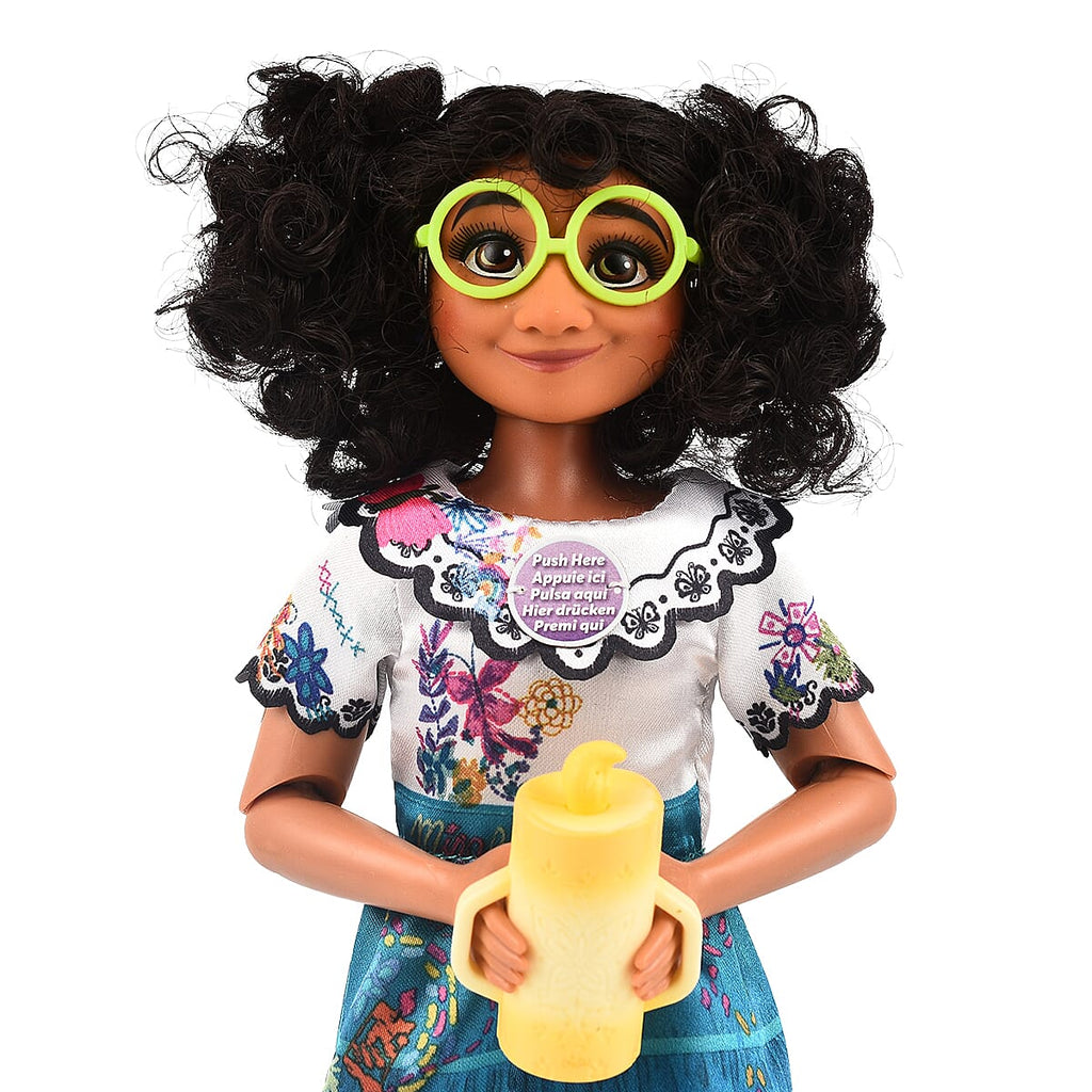 Disney singing Mirabel Madriga from Encanto, sings in English, French, Spanish, Dutch and Italian
