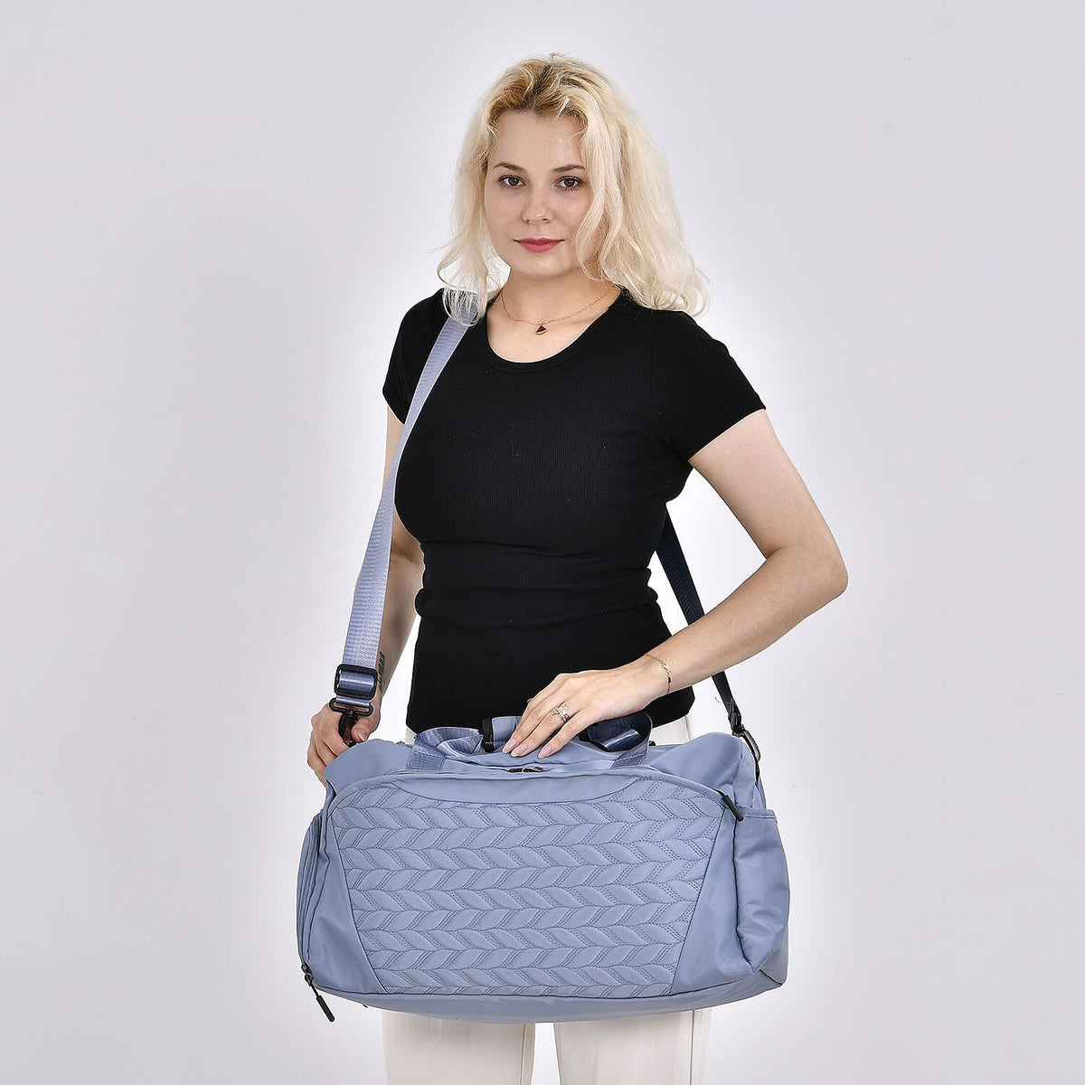 Travel Duffle Bag with Quilted Leaves Pattern - Blue 7692204 1