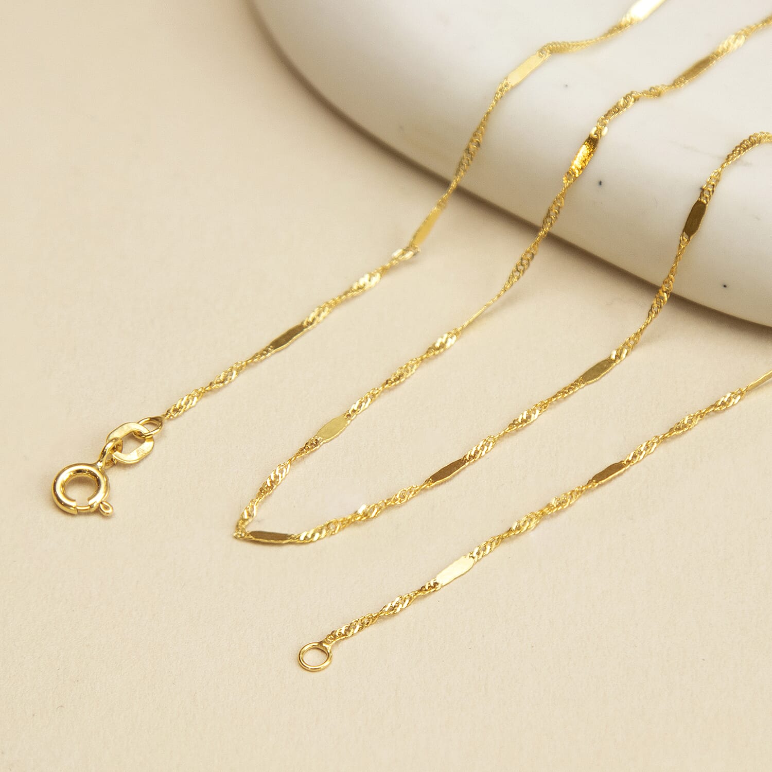 Twist Bar Curb Chain 16 Inch in 9K Yellow Gold 7577796 2