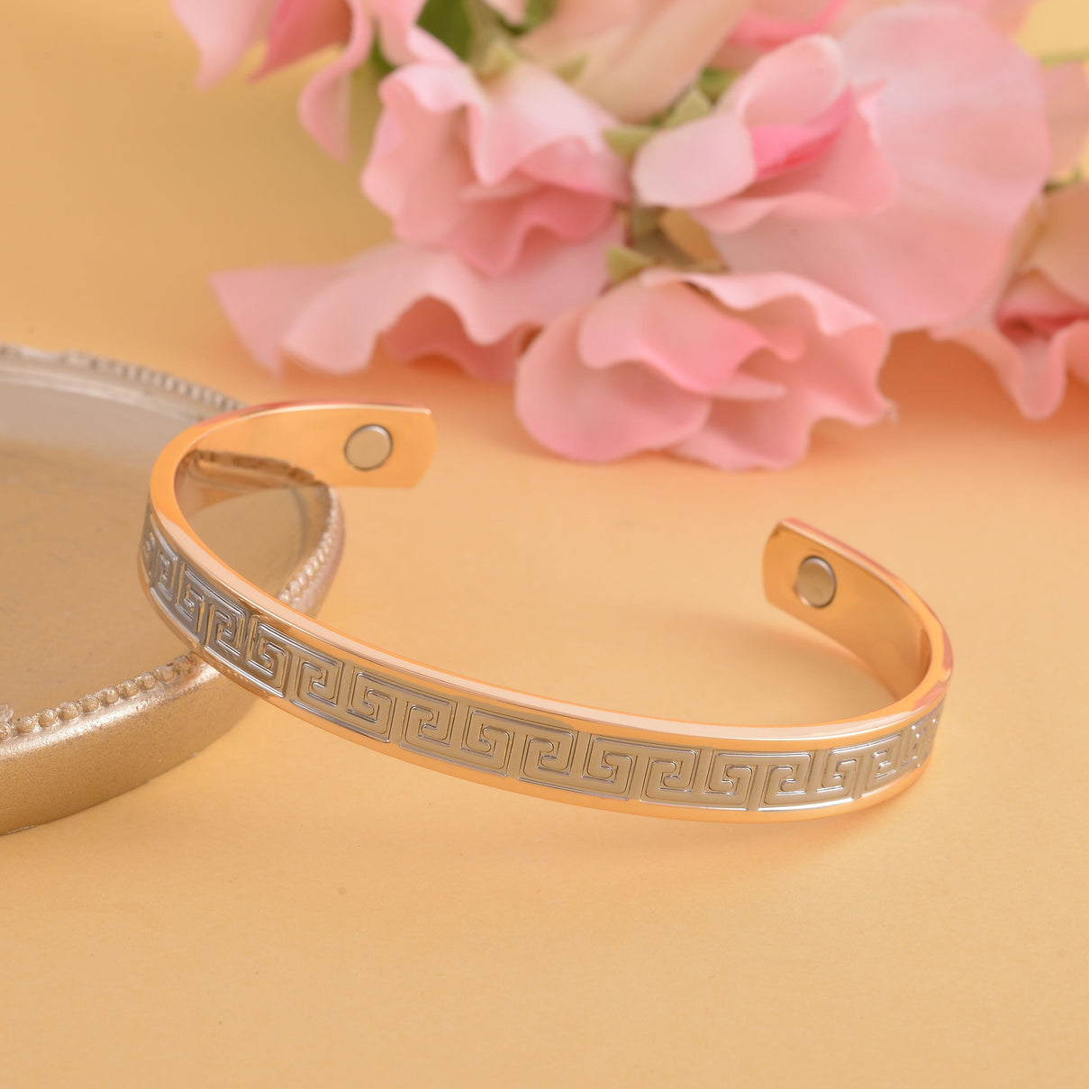 Two -Tone Bangle (Size - 7.25 ) in Pure Yellow Gold and White Silver Tone. 7224761 1