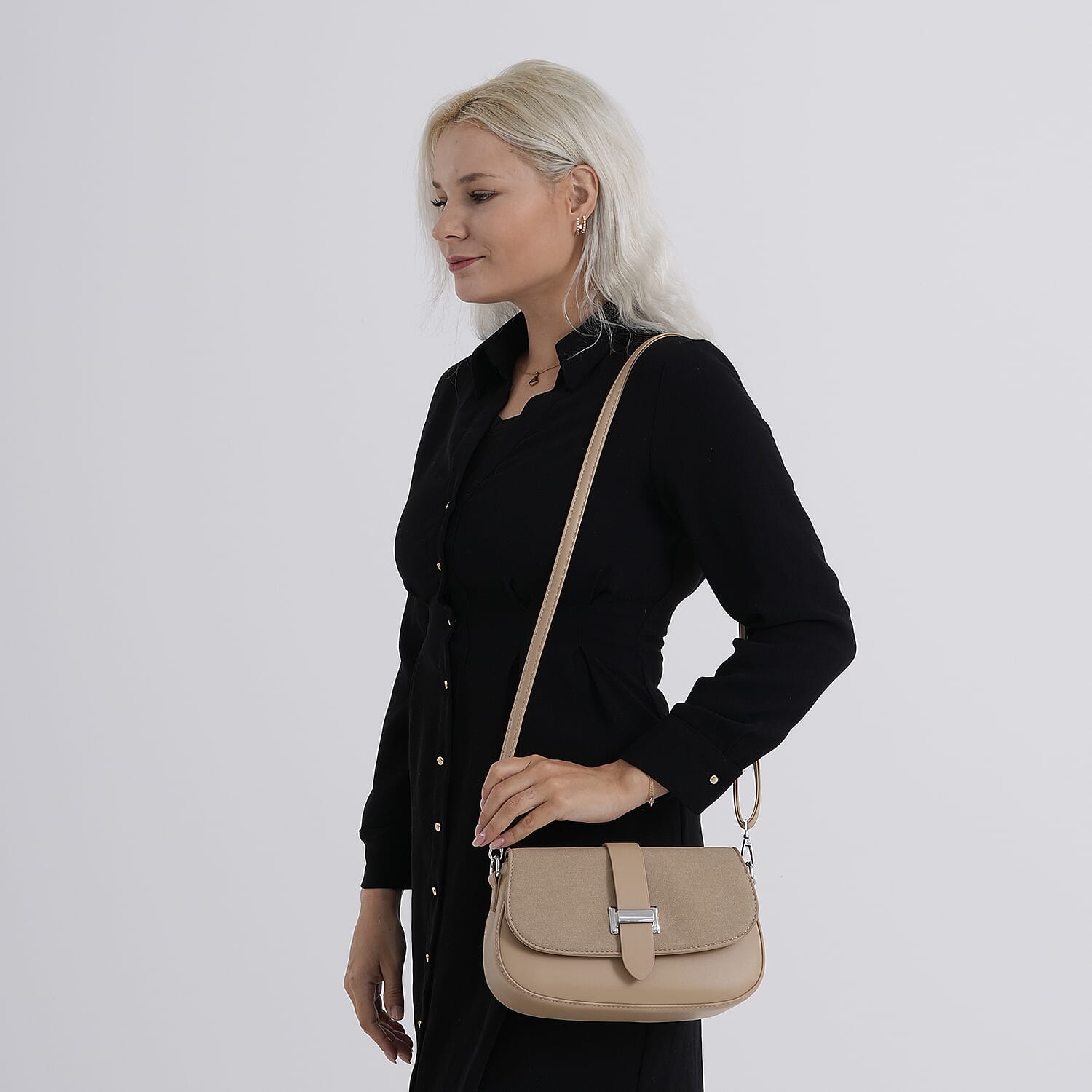 Two-Tone Saddle Bag With Crossbody Strap V32513836 3