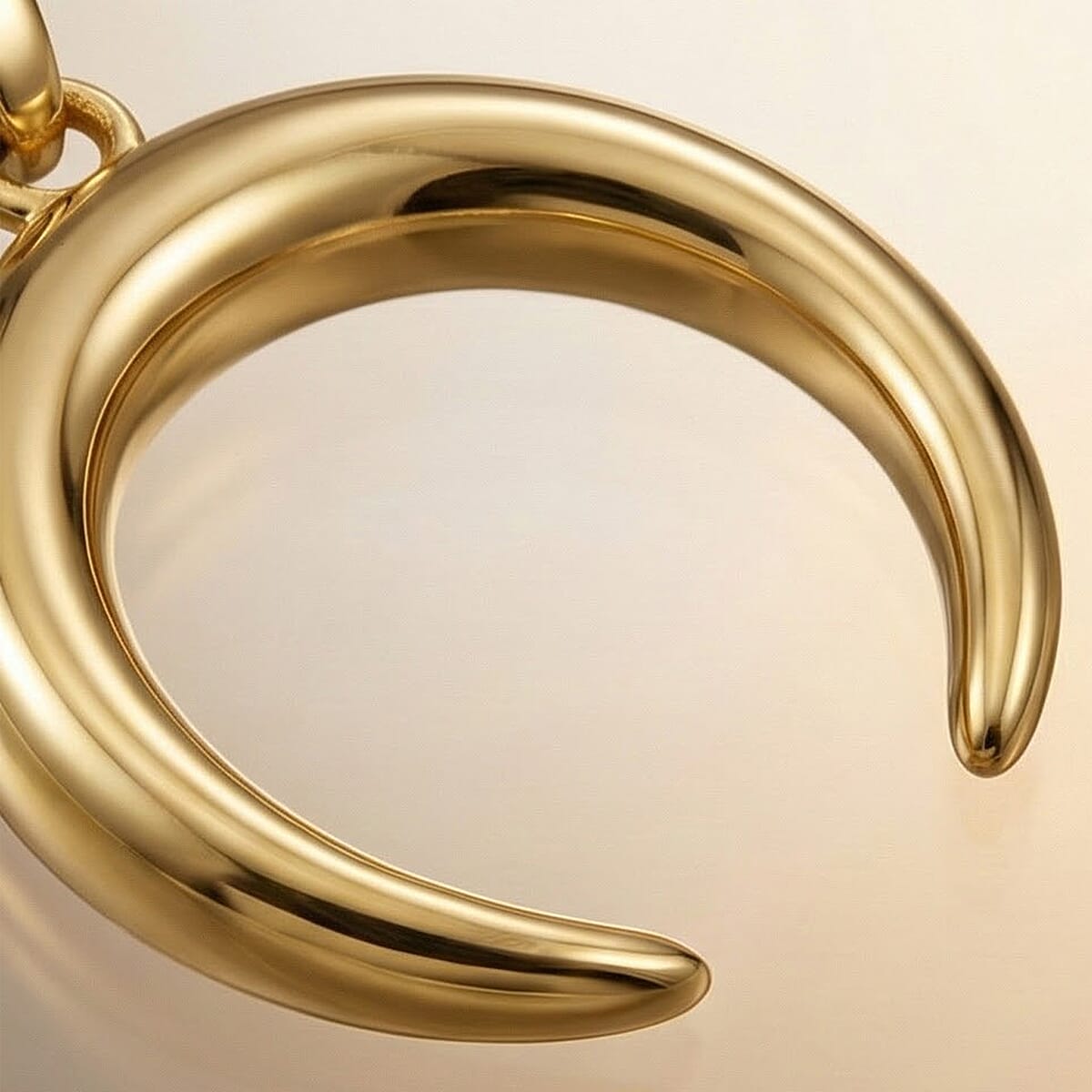 Vicenza closeout 9K Yellow Gold Crescent Moon Pendant 8280947 3