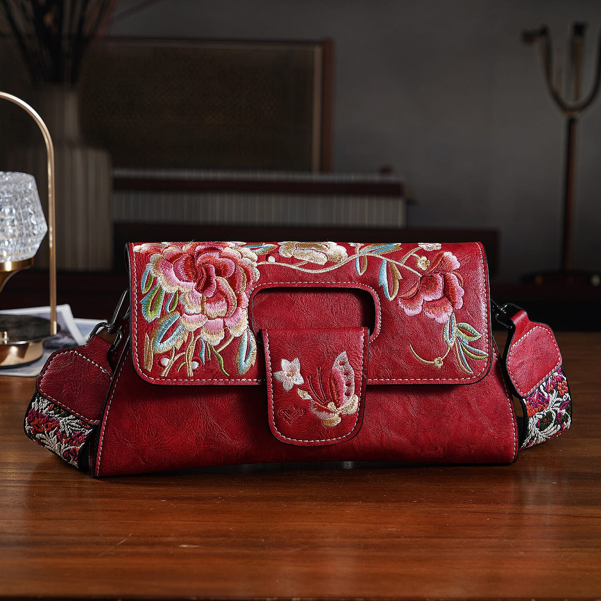 Vintage Chinese Hand Embroidered Crossbody Bag - Red 8234422 2