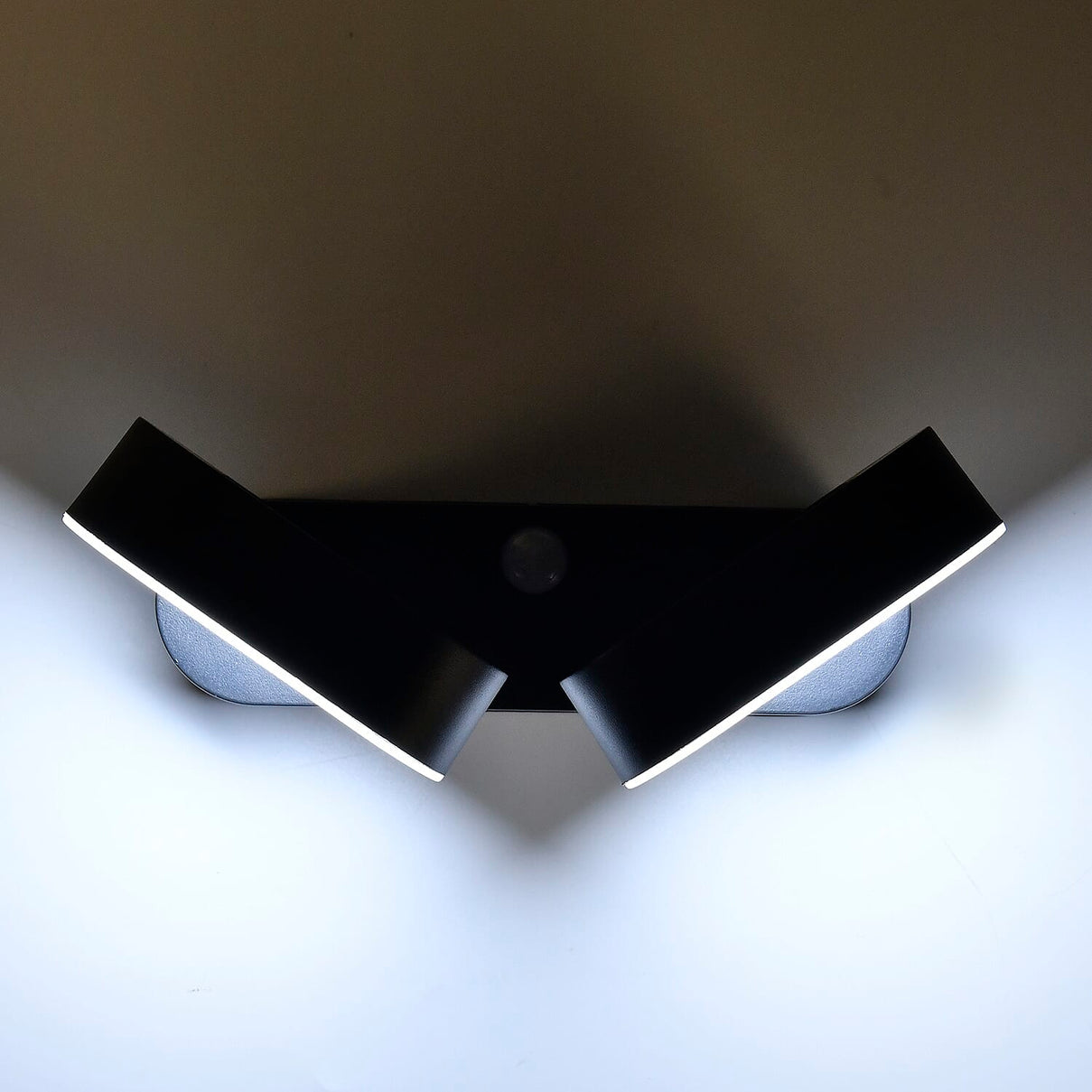 Solar Wall Light-with Motion Sensor (Twin head) with 1200mah Rechargeable Battery - Black 7700616 2