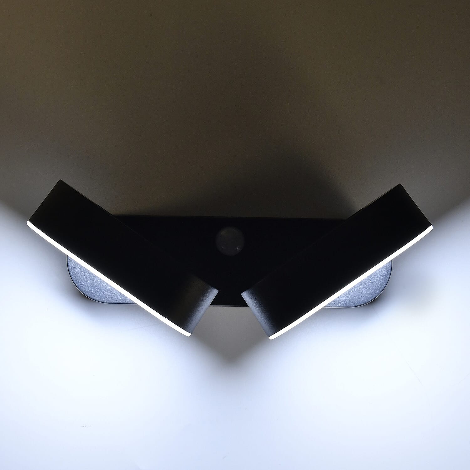 Solar Wall Light-with Motion Sensor (Twin head) with 1200mah Rechargeable Battery - Black 7700616 2